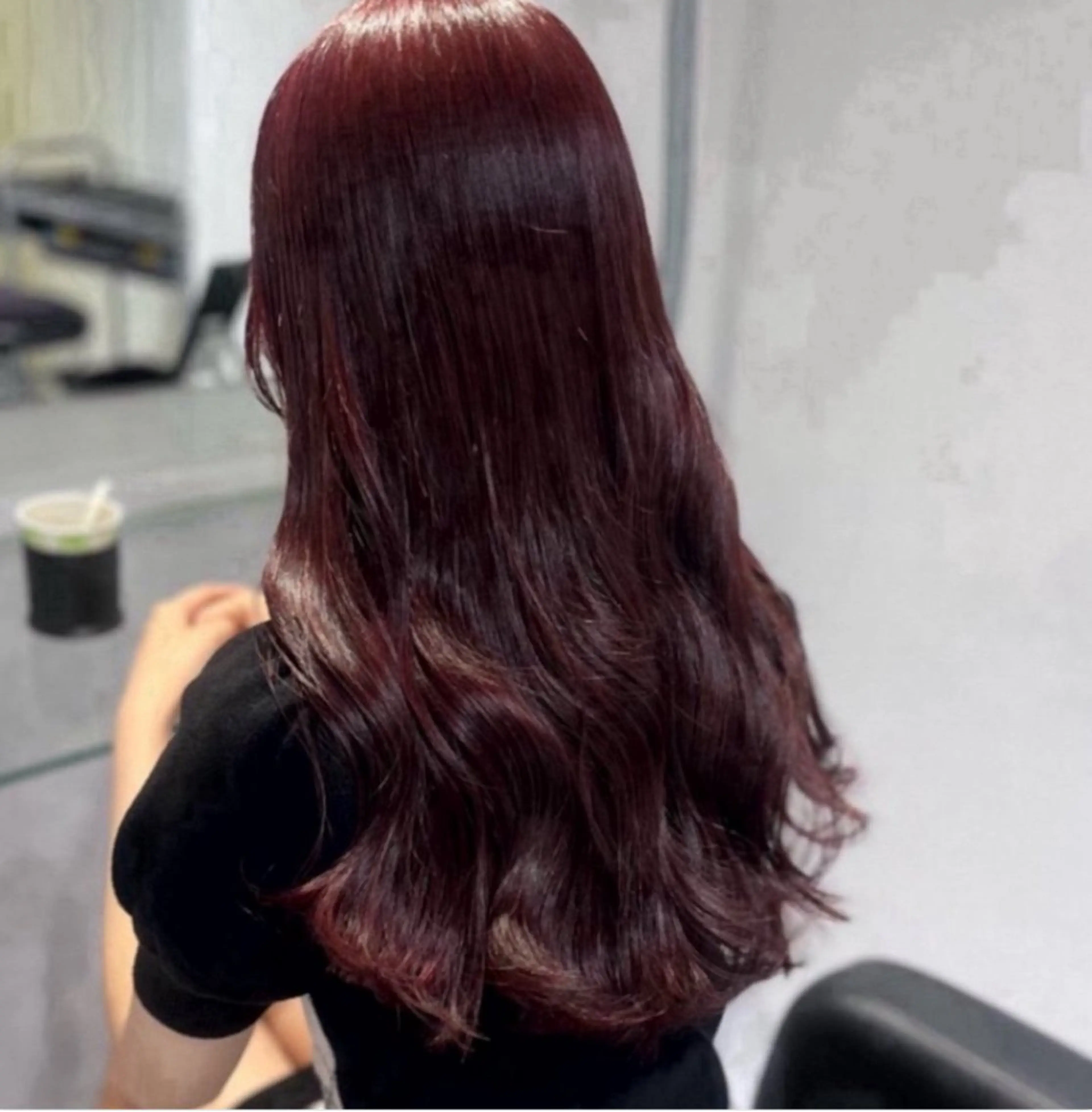 ロング カラー 🫧うる艶トレンド 🫧透明感カラーのヘアスタイル