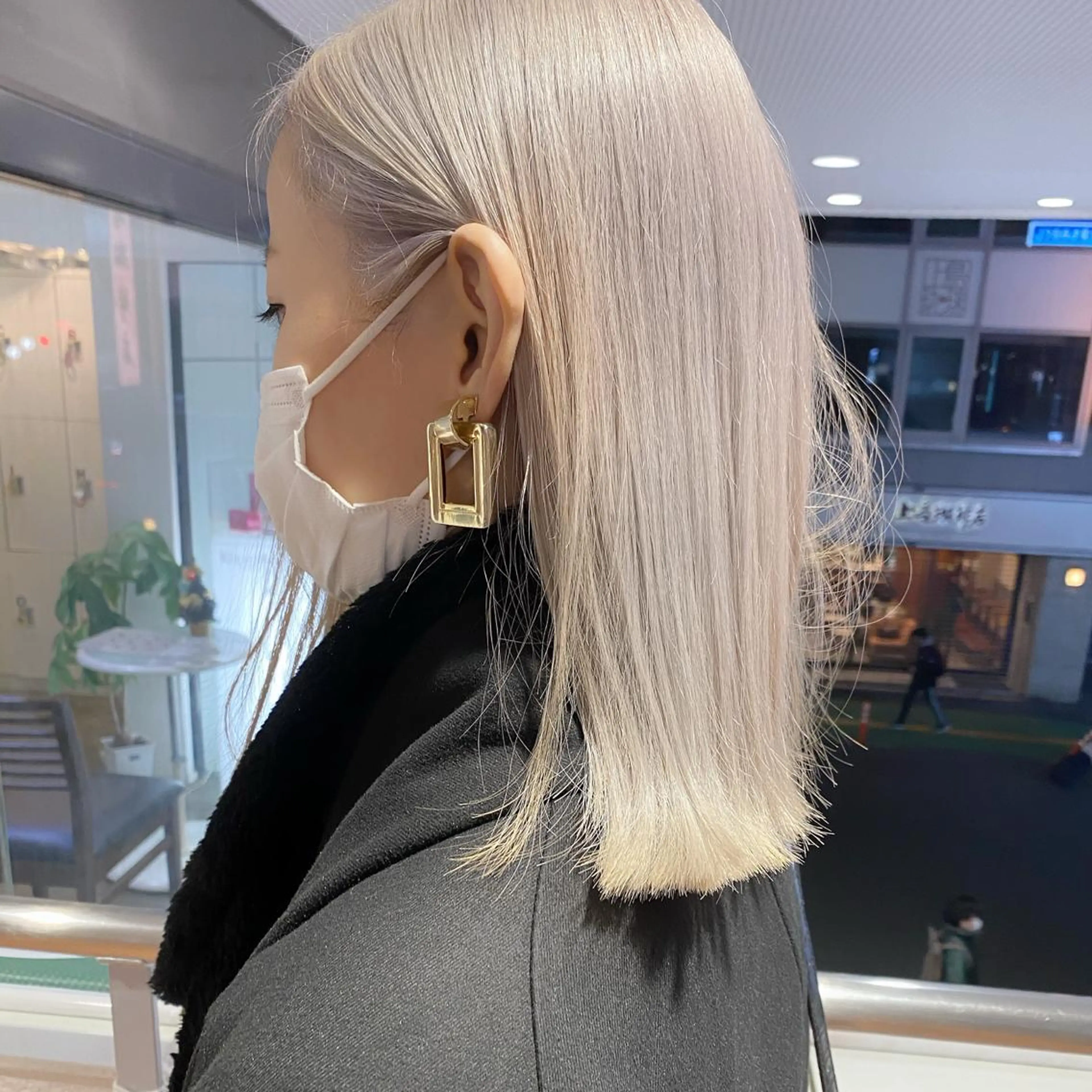 セミロング カラー ヘアカラー トリートメント レイヤー/ベージュ カラー/ハシモトのヘアスタイル