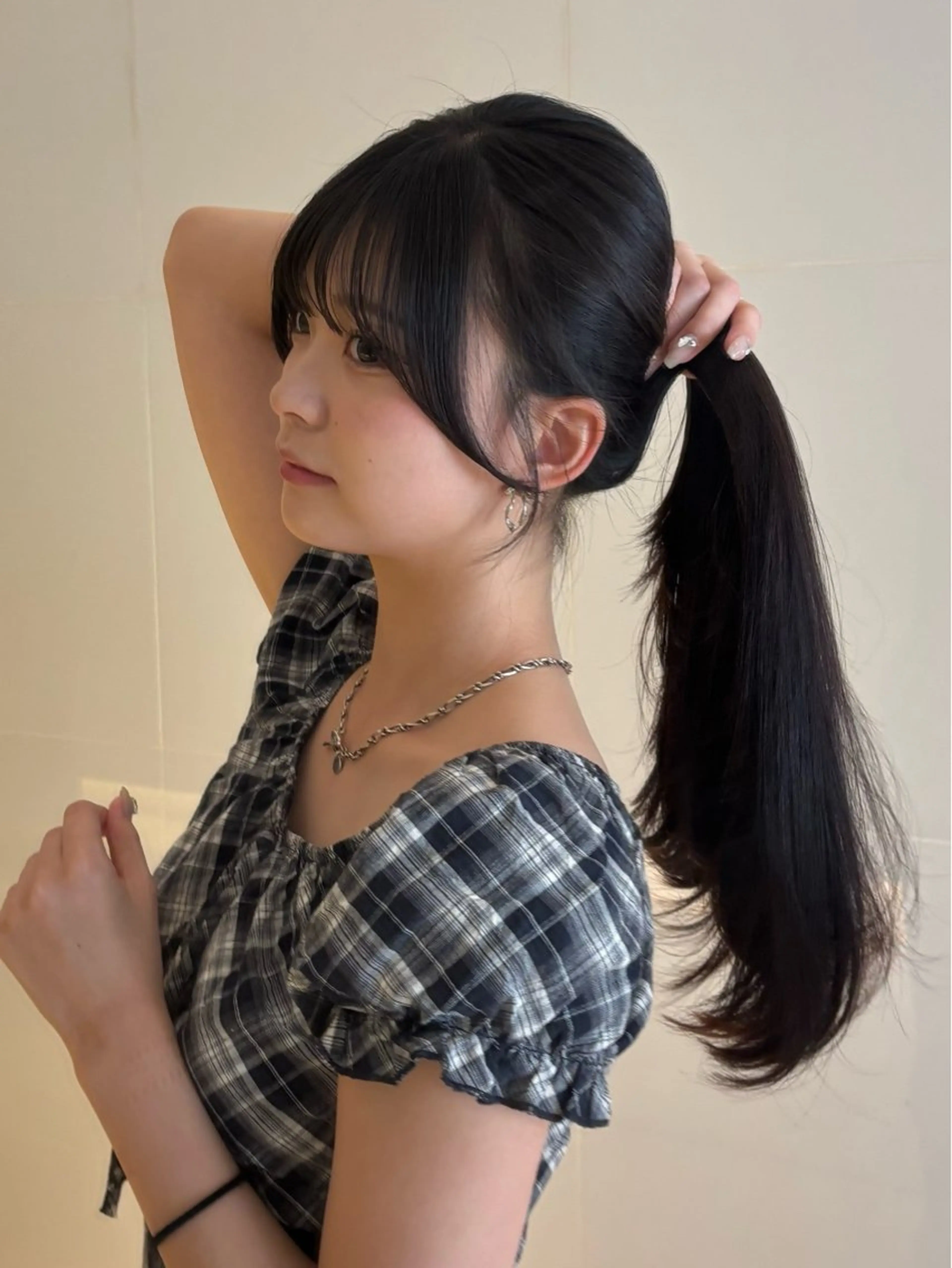 セミロング 顔まわりレイヤー 顔周りカット レイヤーカット カット トリートメント AI TOKYO Ayanoのヘアスタイル