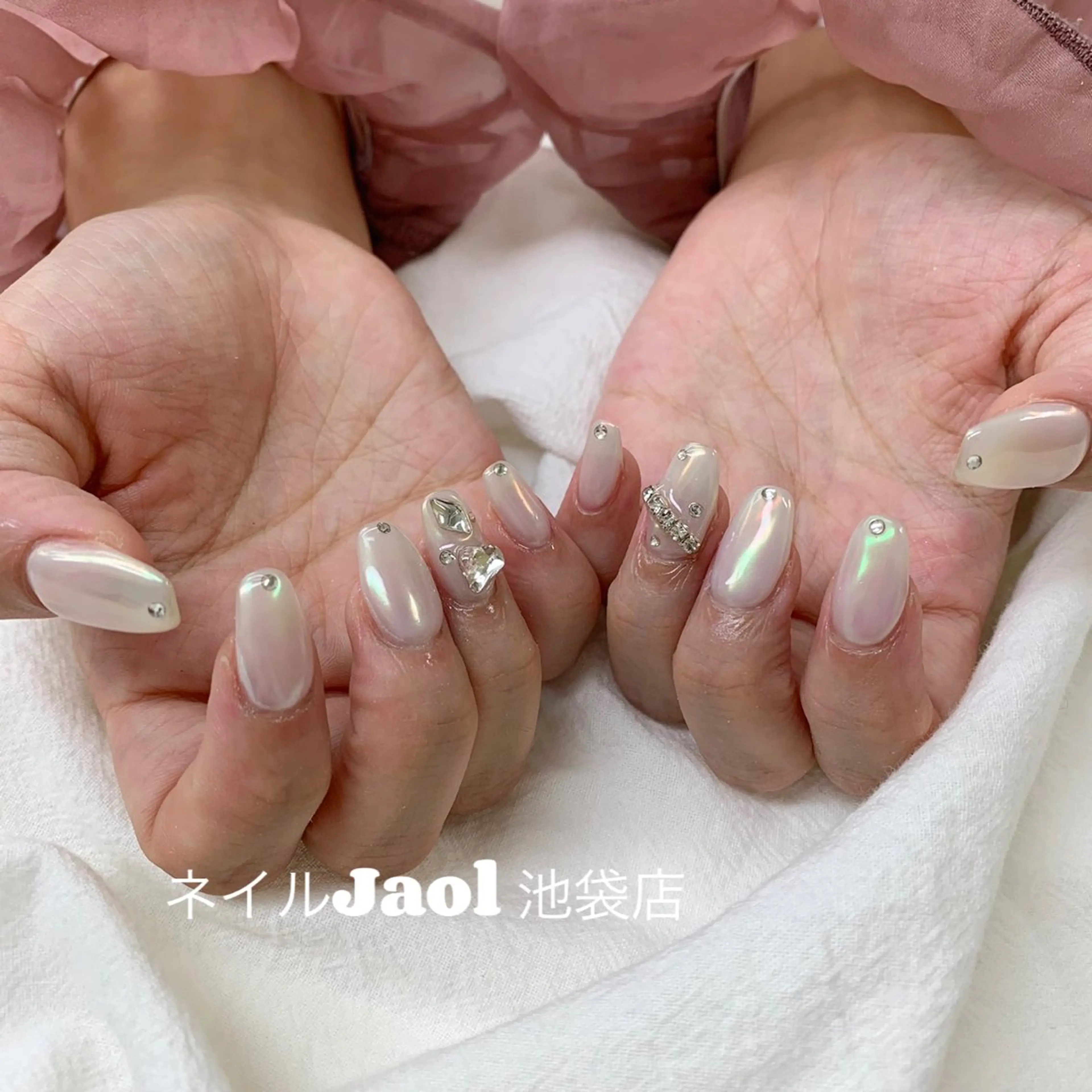 ミディアム ハンドネイル nail jaol池袋店所属・ネイルJaol 池袋のネイルデザイン