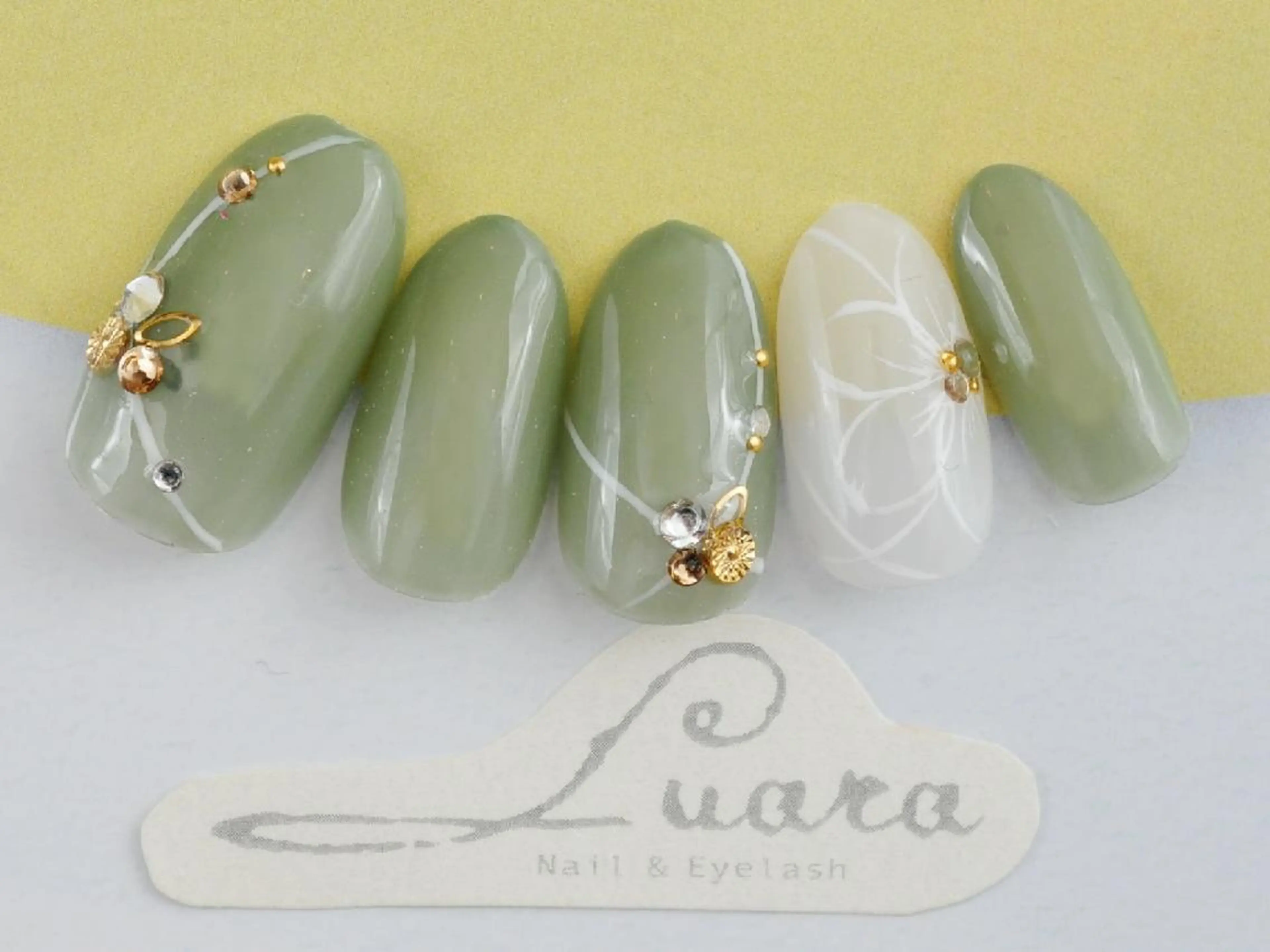 ネイル Luara ルアラのネイルデザイン