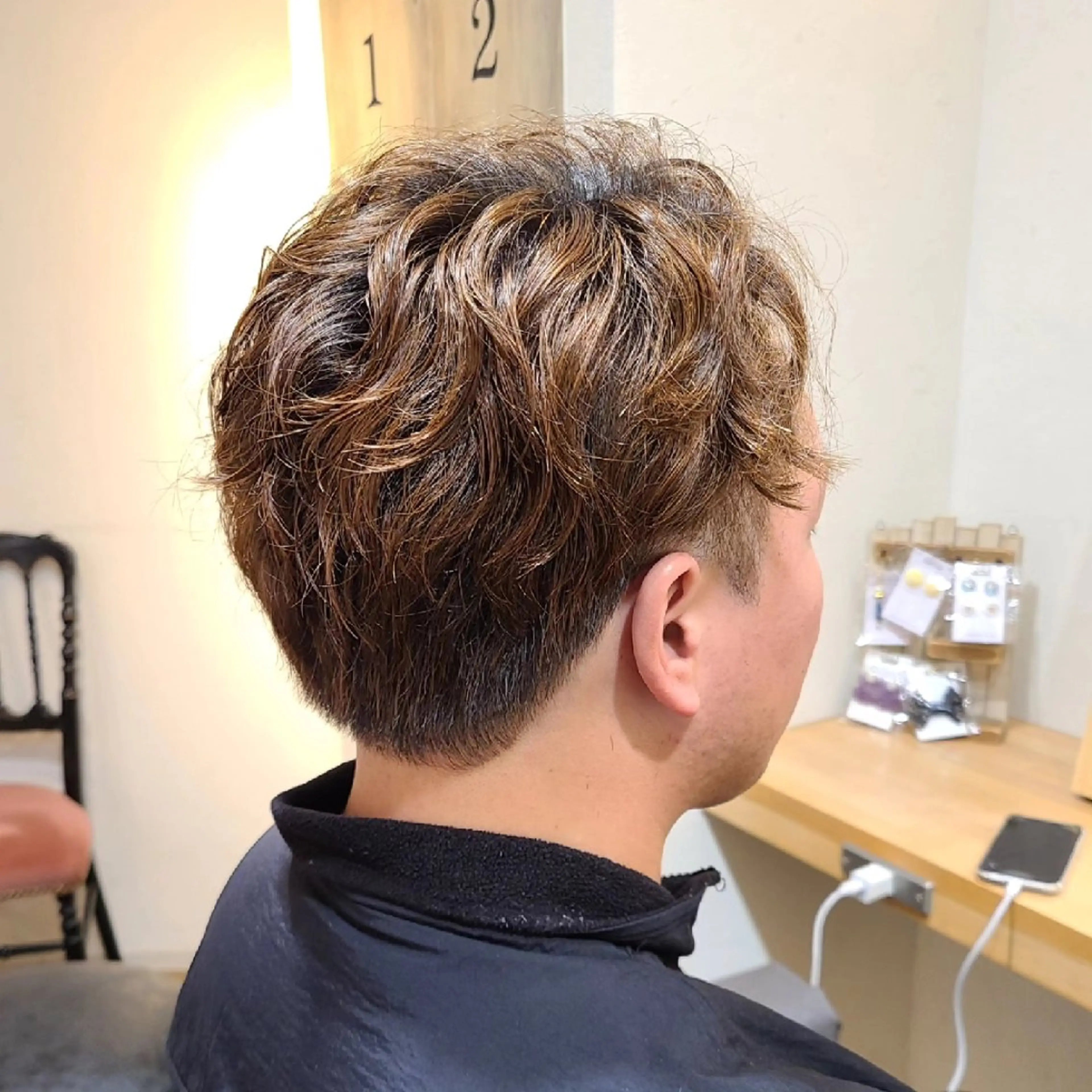 ショート メンズ パーマ メンズパーマ カット パーマ 桐島 令奈のヘアスタイル