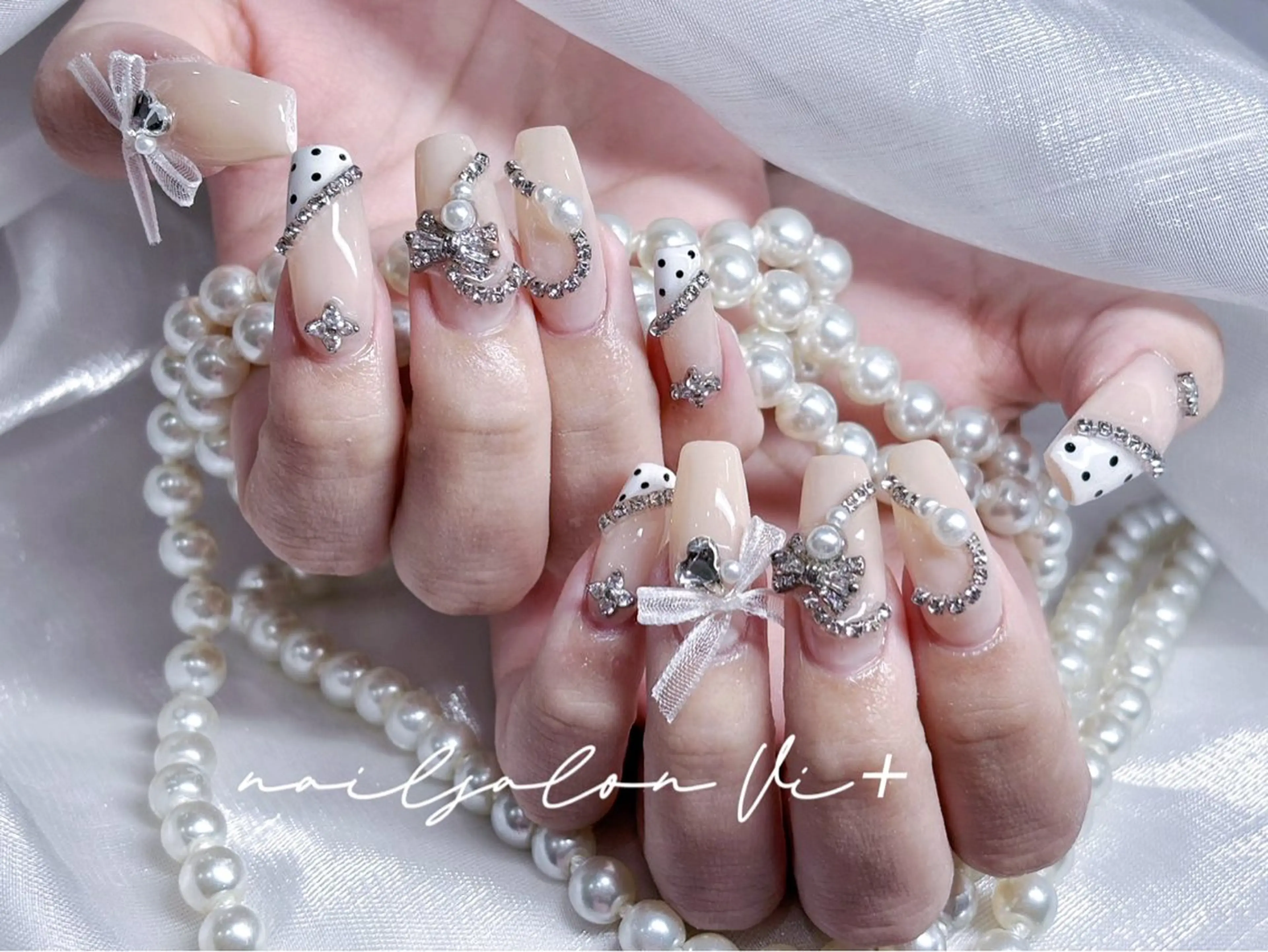 ネイル ハンドネイル ✨Nailsalon Vi+✨のネイルデザイン