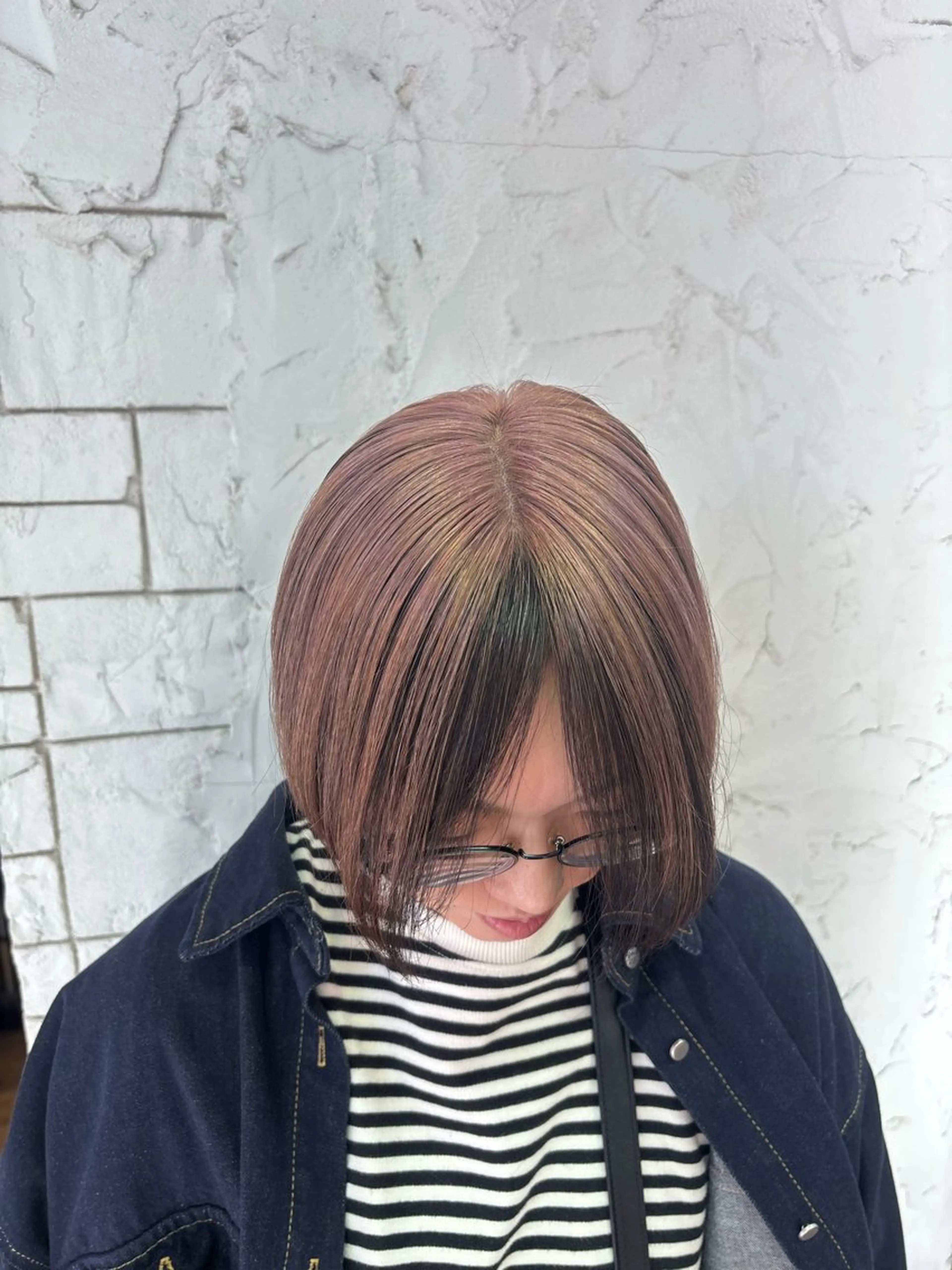 ショート rise/艶カラー/ レイヤーのヘアスタイル