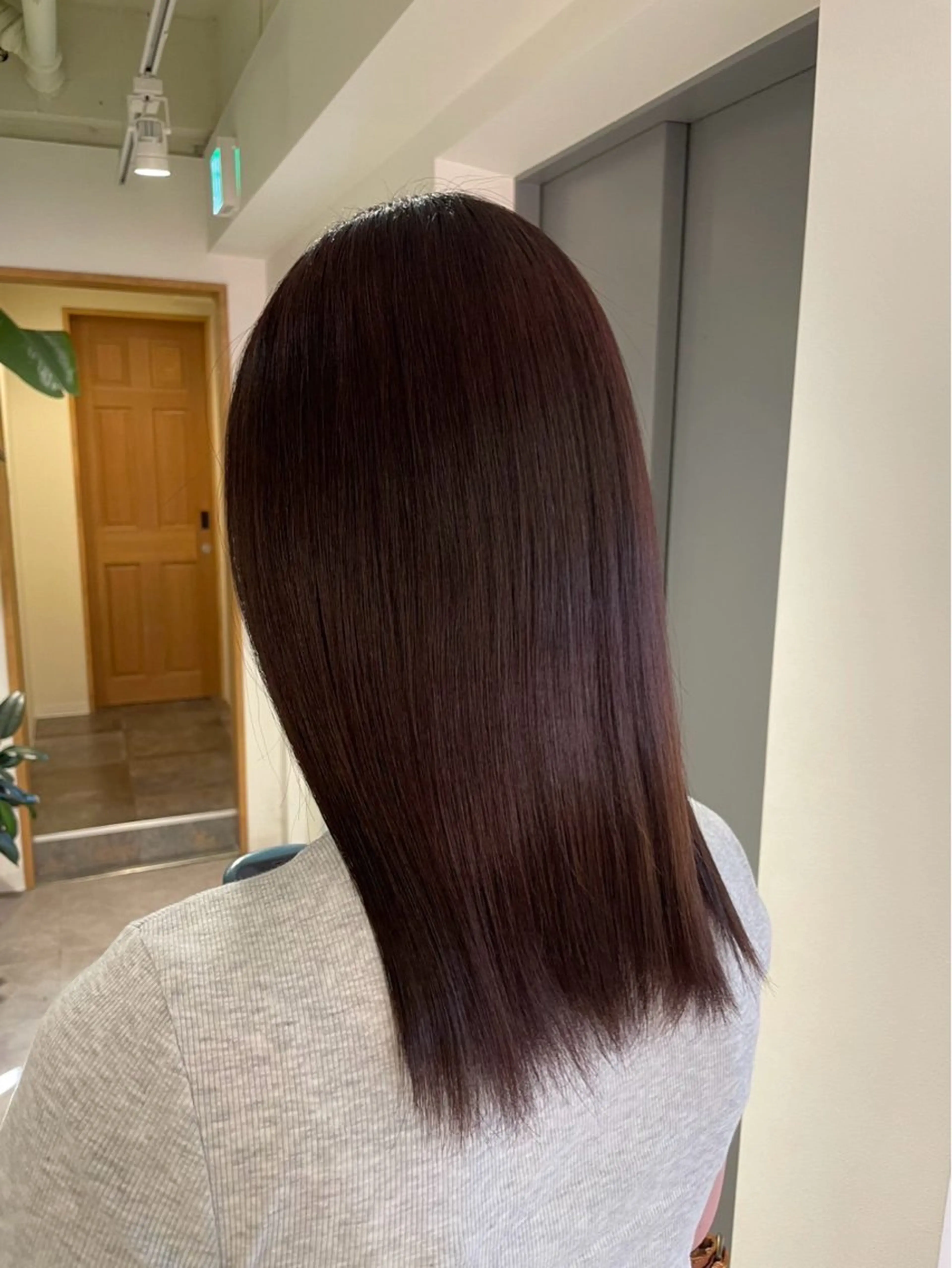 ミディアム カラー ブリーチ ブラウンカラー ブリーチなしカラー ヘアカラー 🫧小林 加奈🫧のヘアスタイル