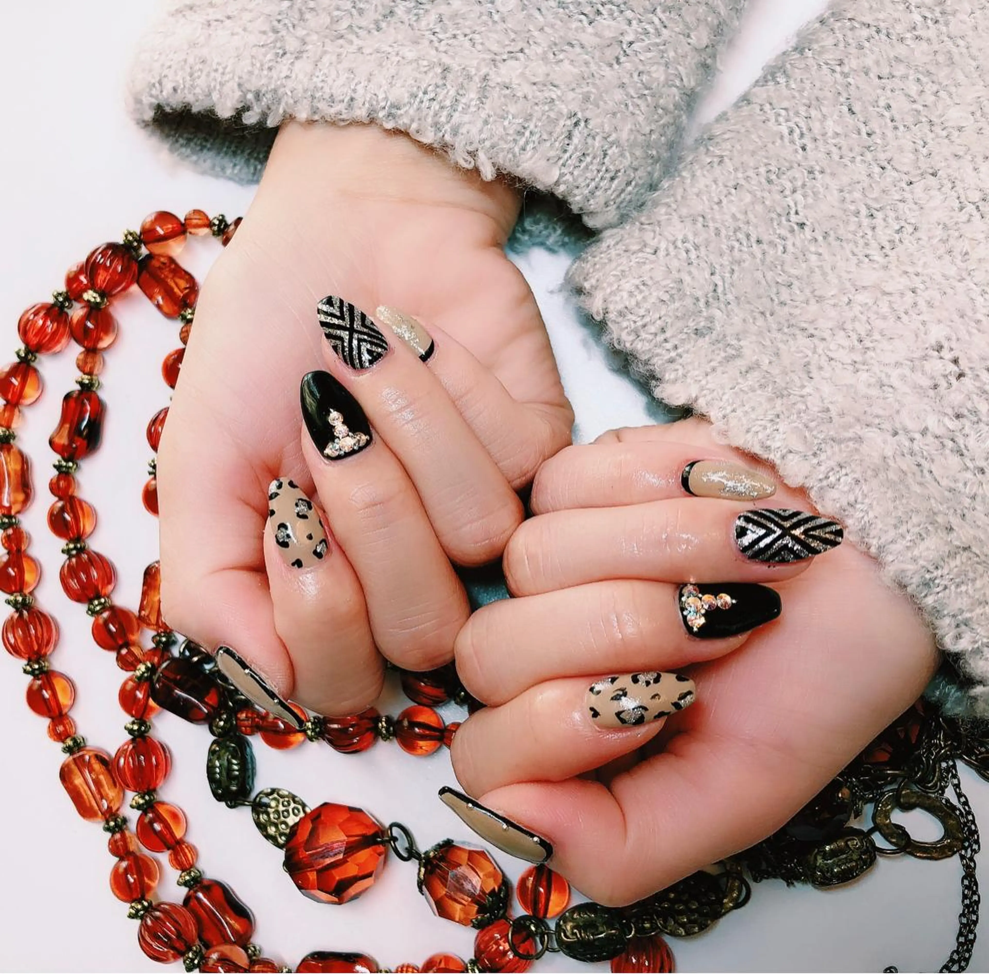 ミディアム ハンドネイル Kai's nail かいずねいるのネイルデザイン