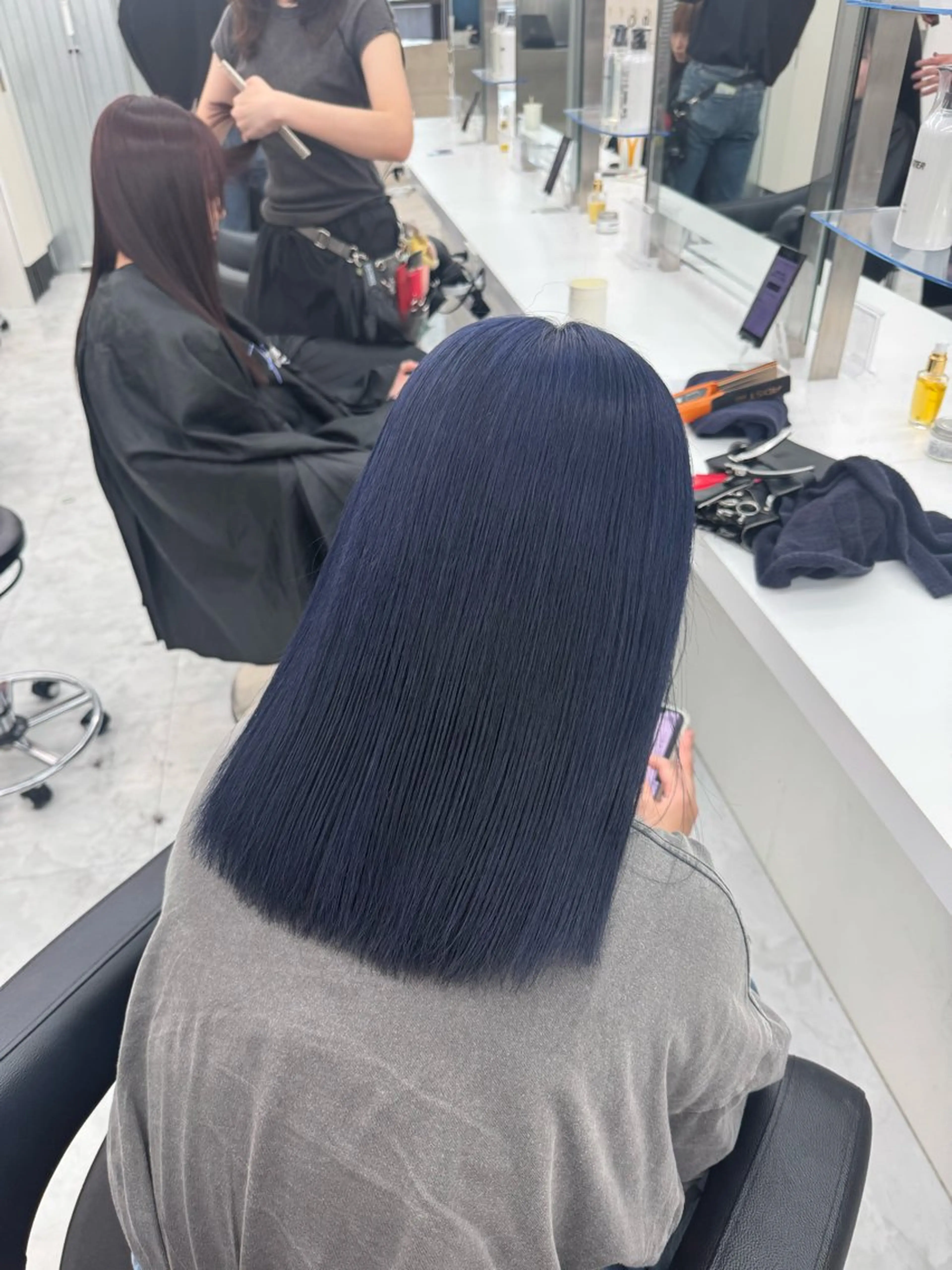 カラー 🩶niina 暗髪韓国系カラー🩶のヘアスタイル