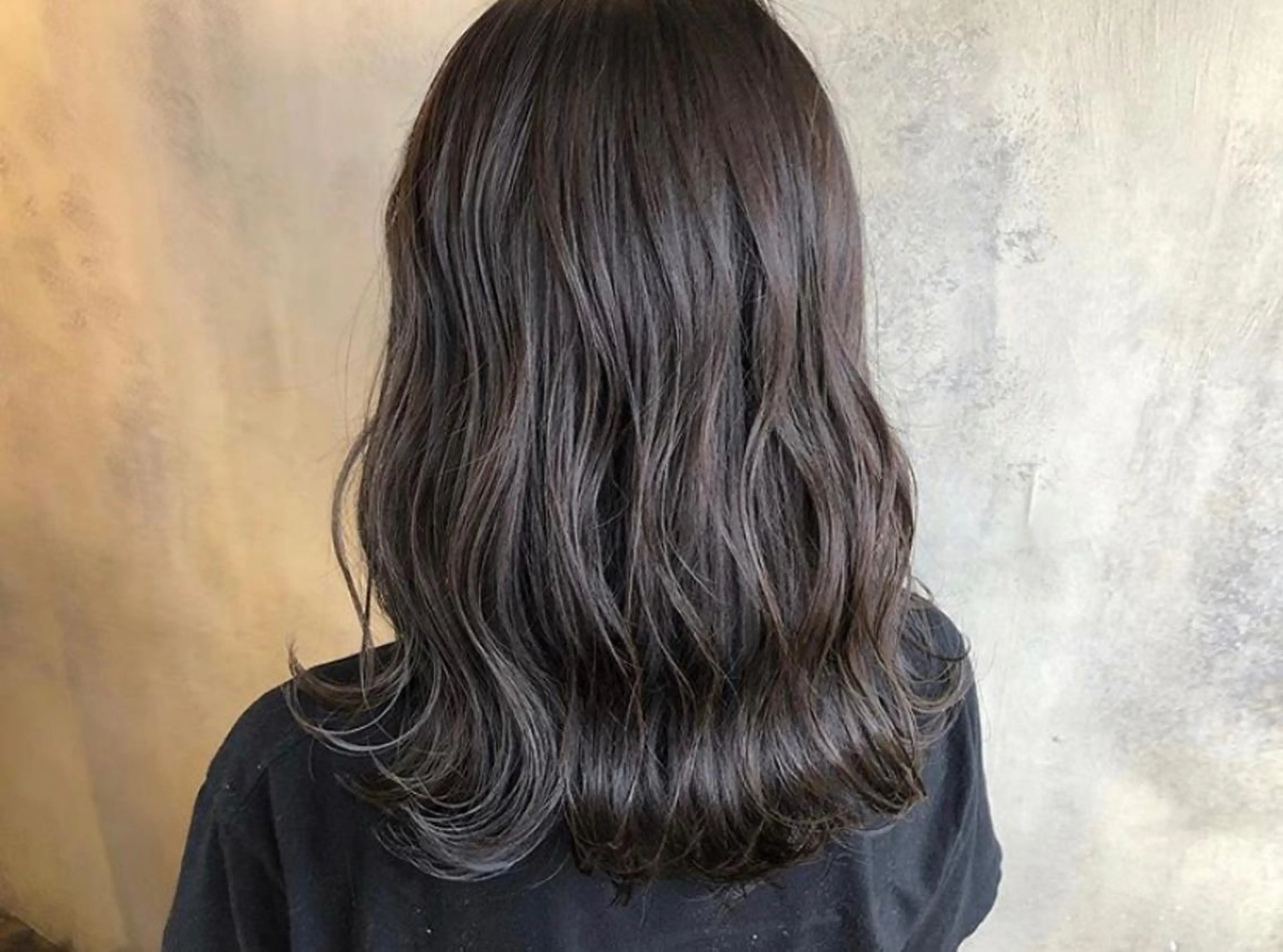 ミディアム カラー ブルーカラー ブルージュ ヘアカラー トリートメント 半個室女性salon 🩰Natsumiのヘアスタイル