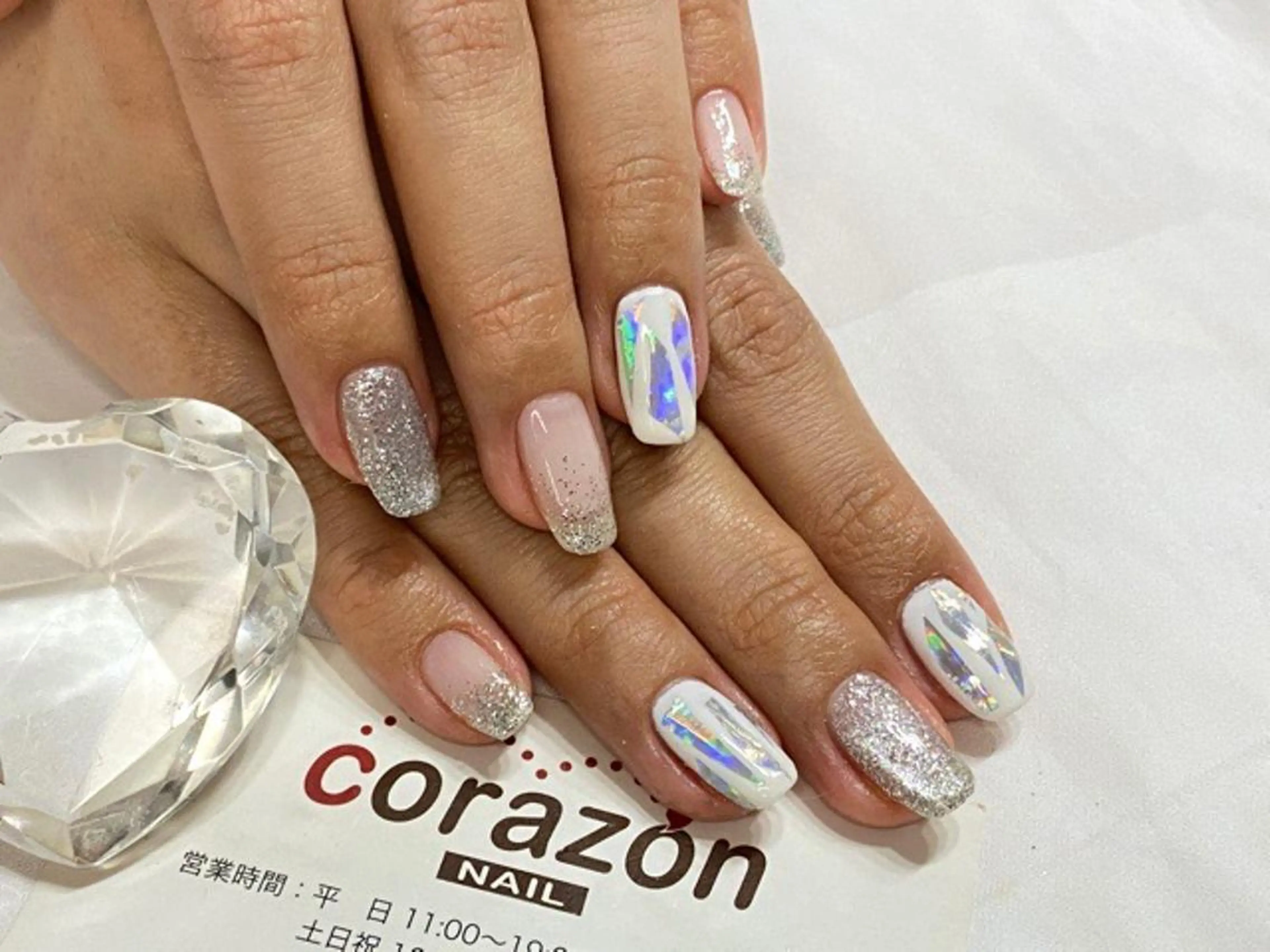 ネイル マグネットネイル シルバー corazon所属・ネイリスト aicoのネイルデザイン