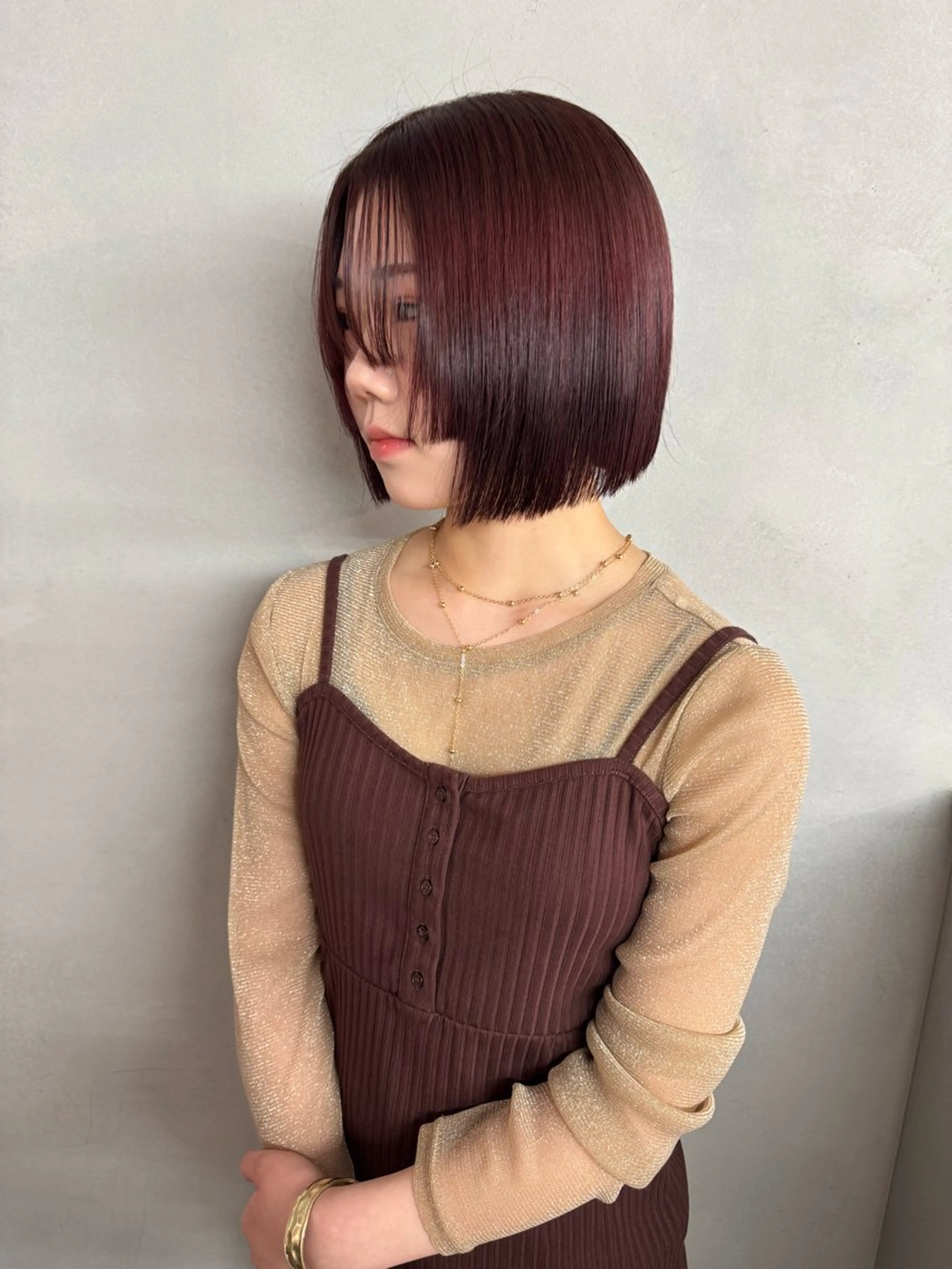 ショート カラー カット ヘアカラー 顔周りレイヤー /kokoro🦮のヘアスタイル