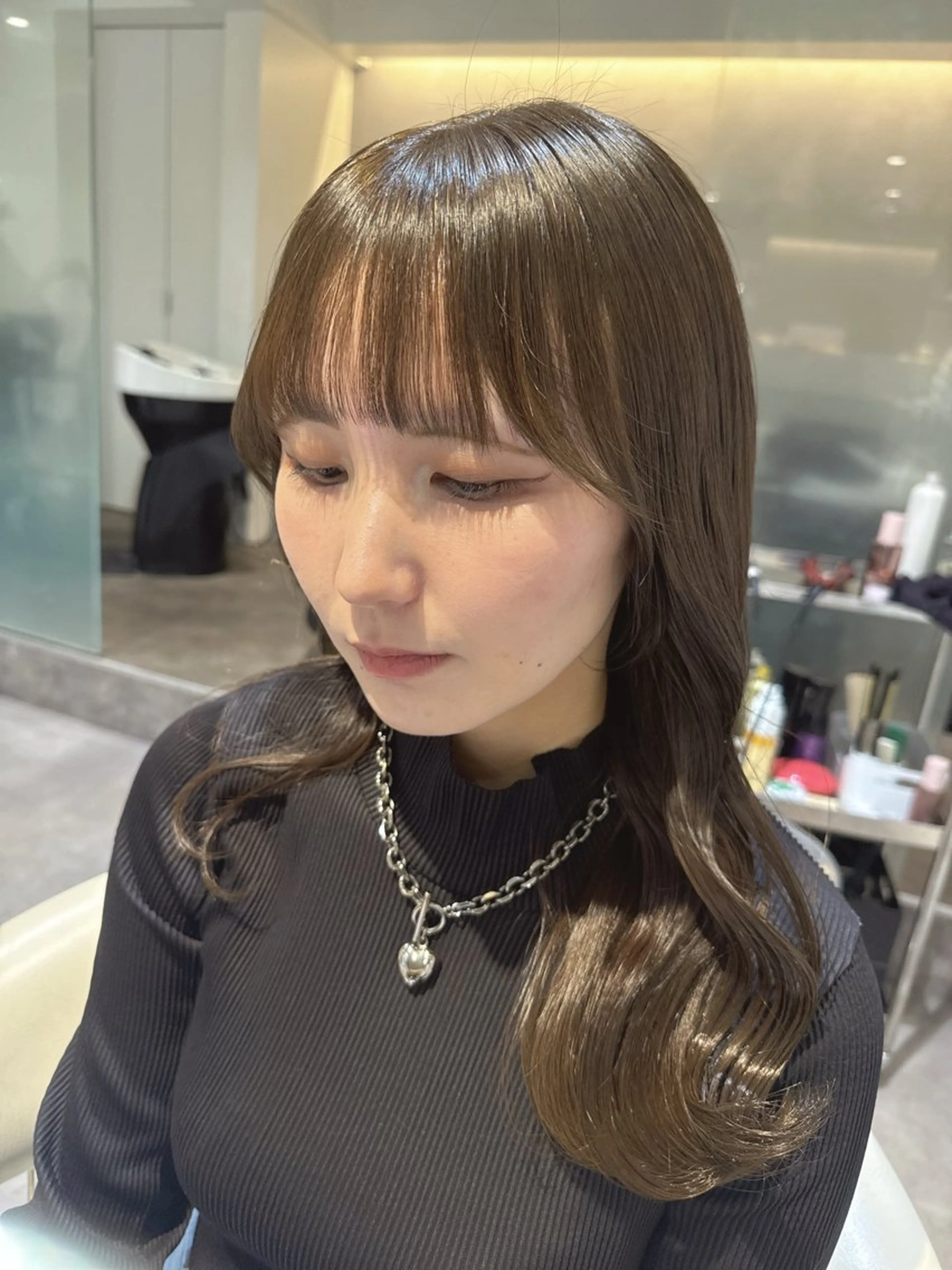 ミディアム カラー ブリーチ 透明感カラー グレージュ カーキグレージュ 髪質改善 カット ヘアカラー トリートメント 💎透明感カラー特化 💎TAISEIのヘアスタイル