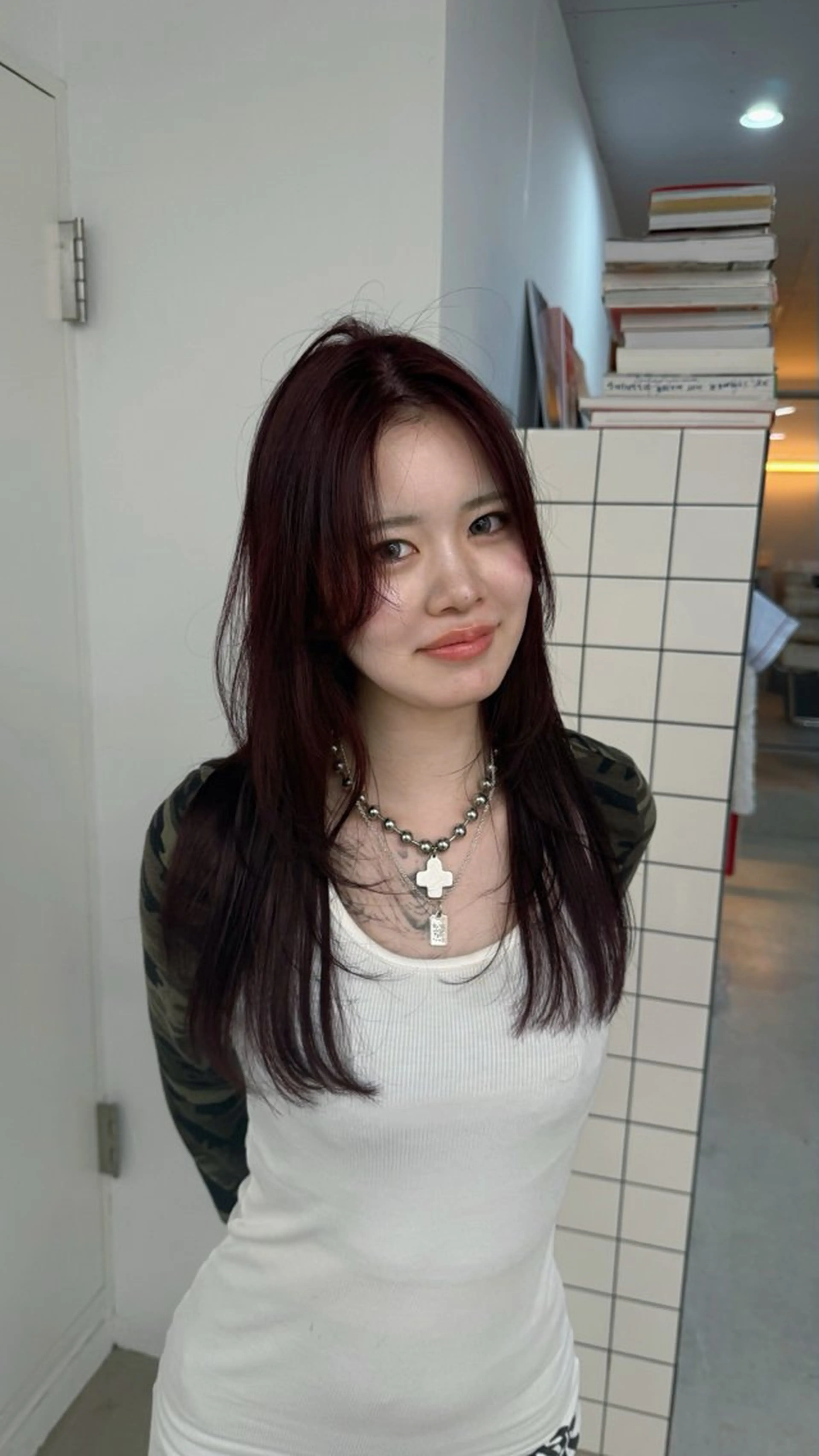 ロング カラー レッドカラー レイヤーカット QUARTE所属・りん 🍀10月の モデル様募集中です◎のヘアスタイル