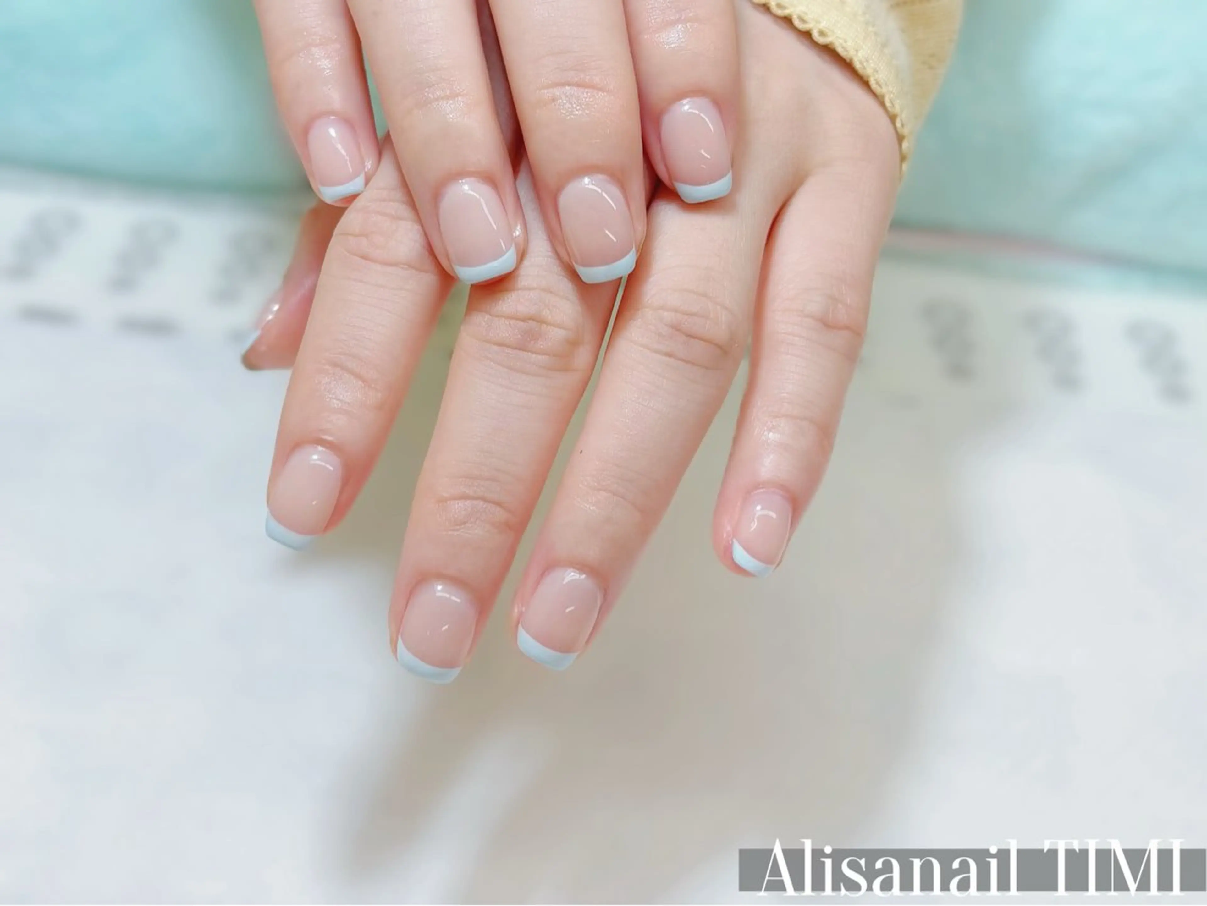 ネイル ブルー フレンチネイル ハンドネイル Alisa nail Timiのネイルデザイン
