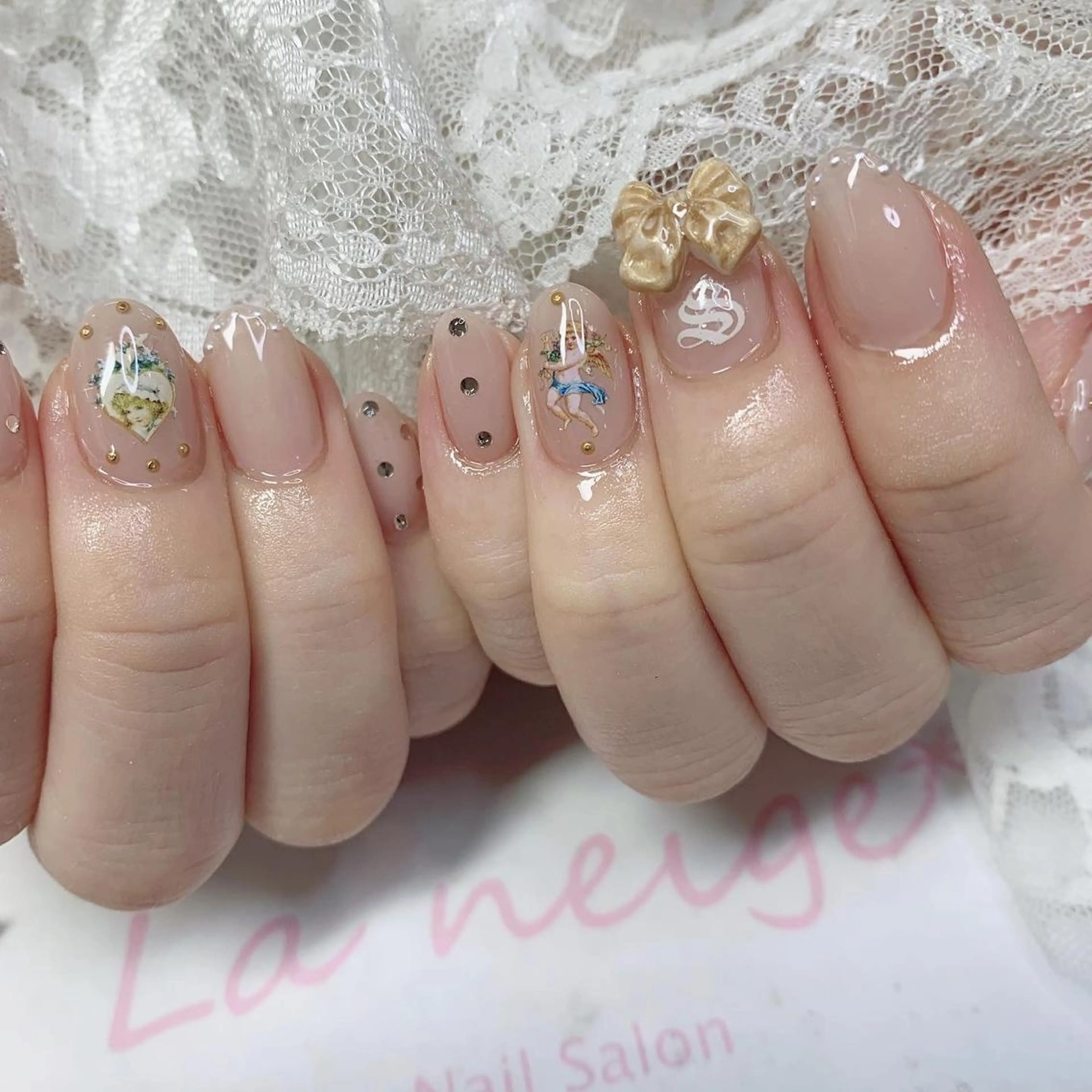 ネイル リボン ハンドネイル La neige* yuki 🥯🍑のネイルデザイン