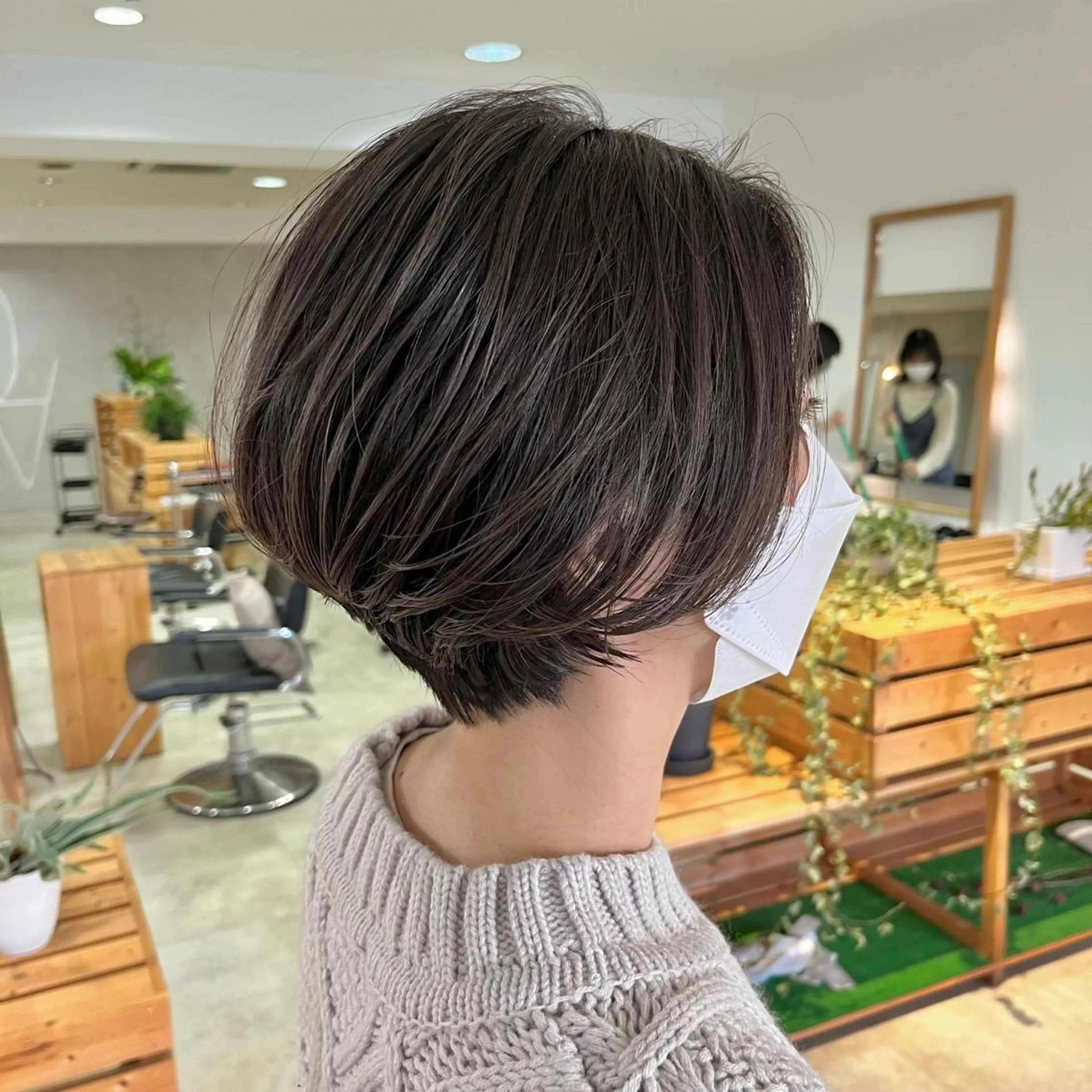 ショート hoNua. 栄/透明感カラーのヘアスタイル