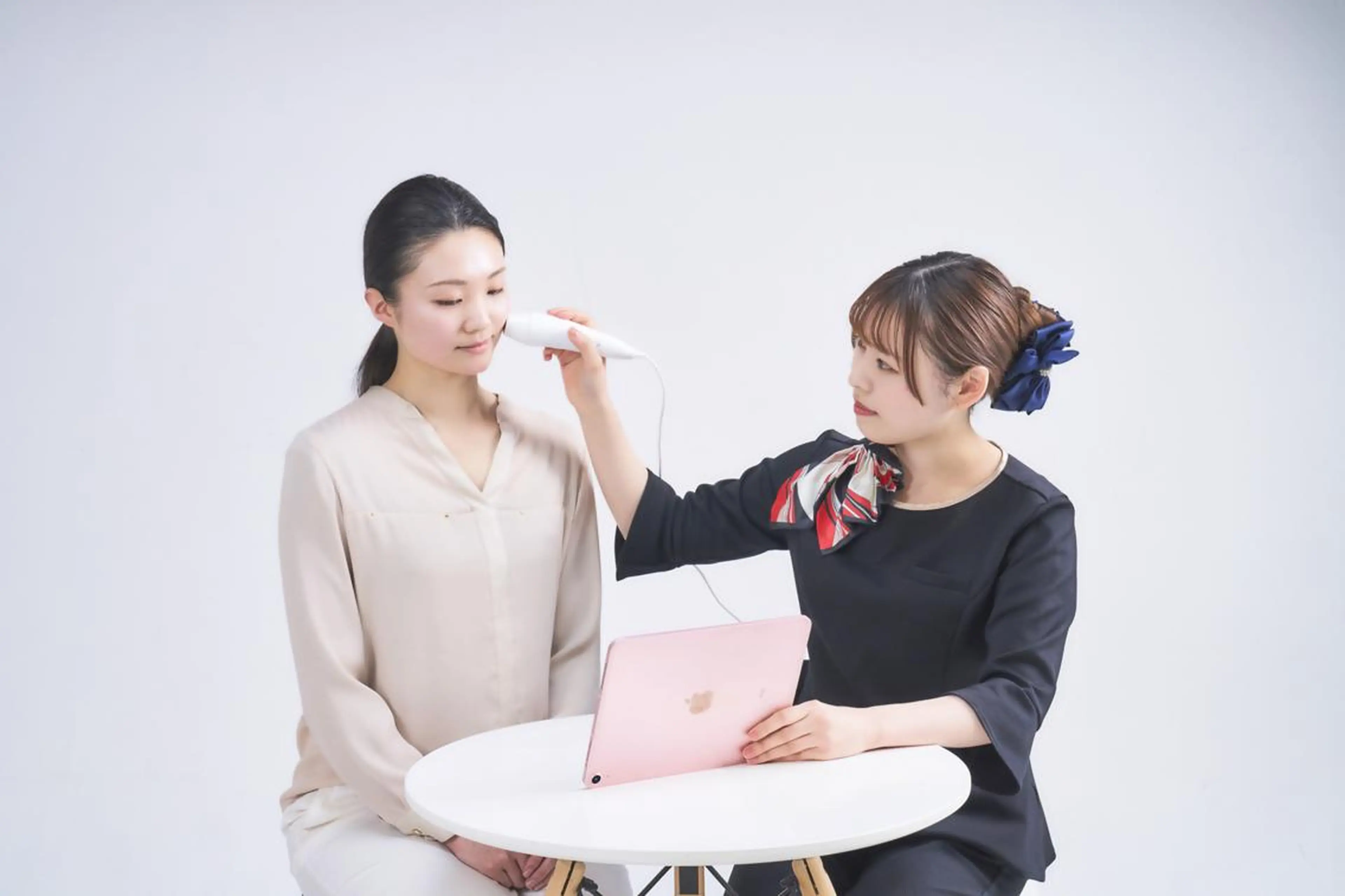 【無料】本格毛穴診断✨カメラを使って毛穴内部まで撮影✨理想のお肌に近づくための丁寧なカウンセリングが無料体験できます🫧の写真