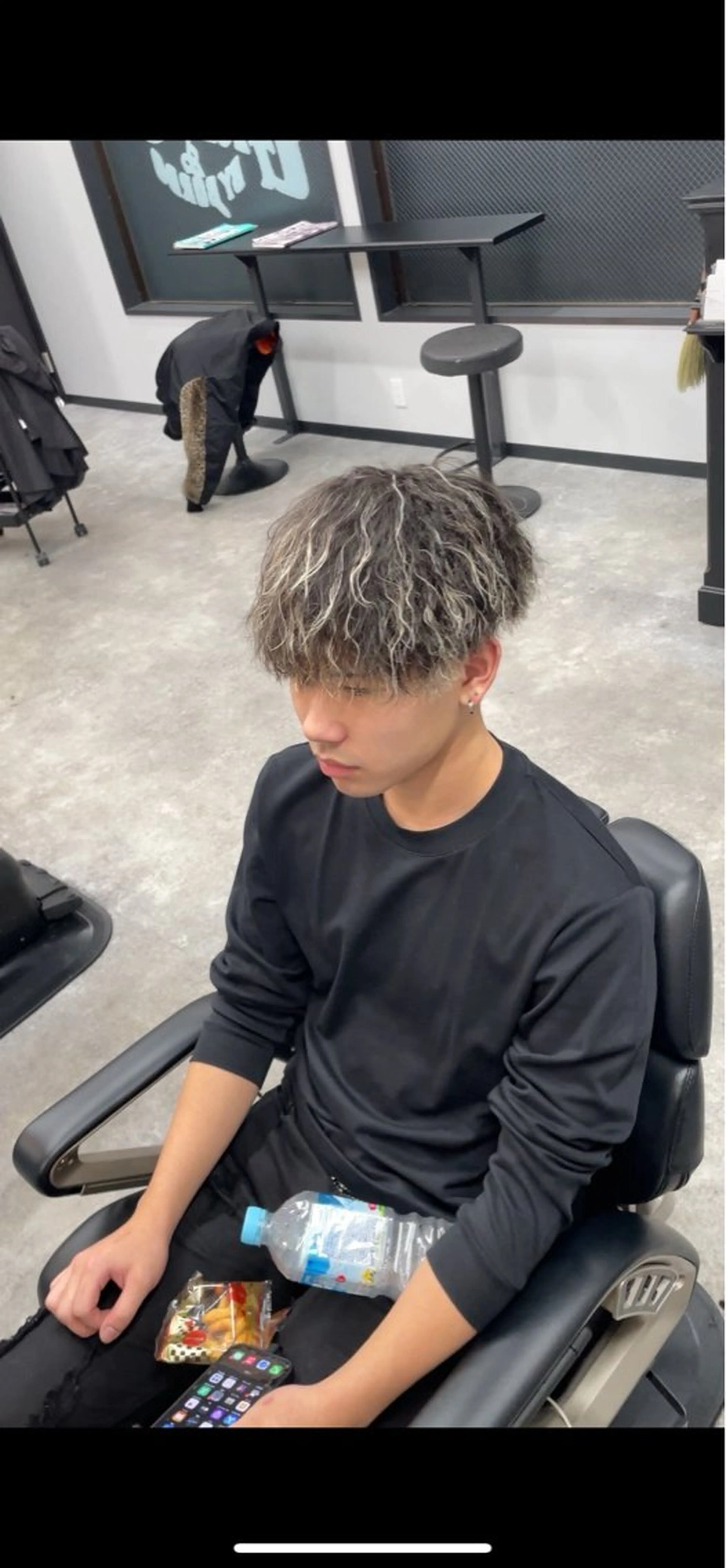 カラー メンズ 神谷 倖平のヘアスタイル