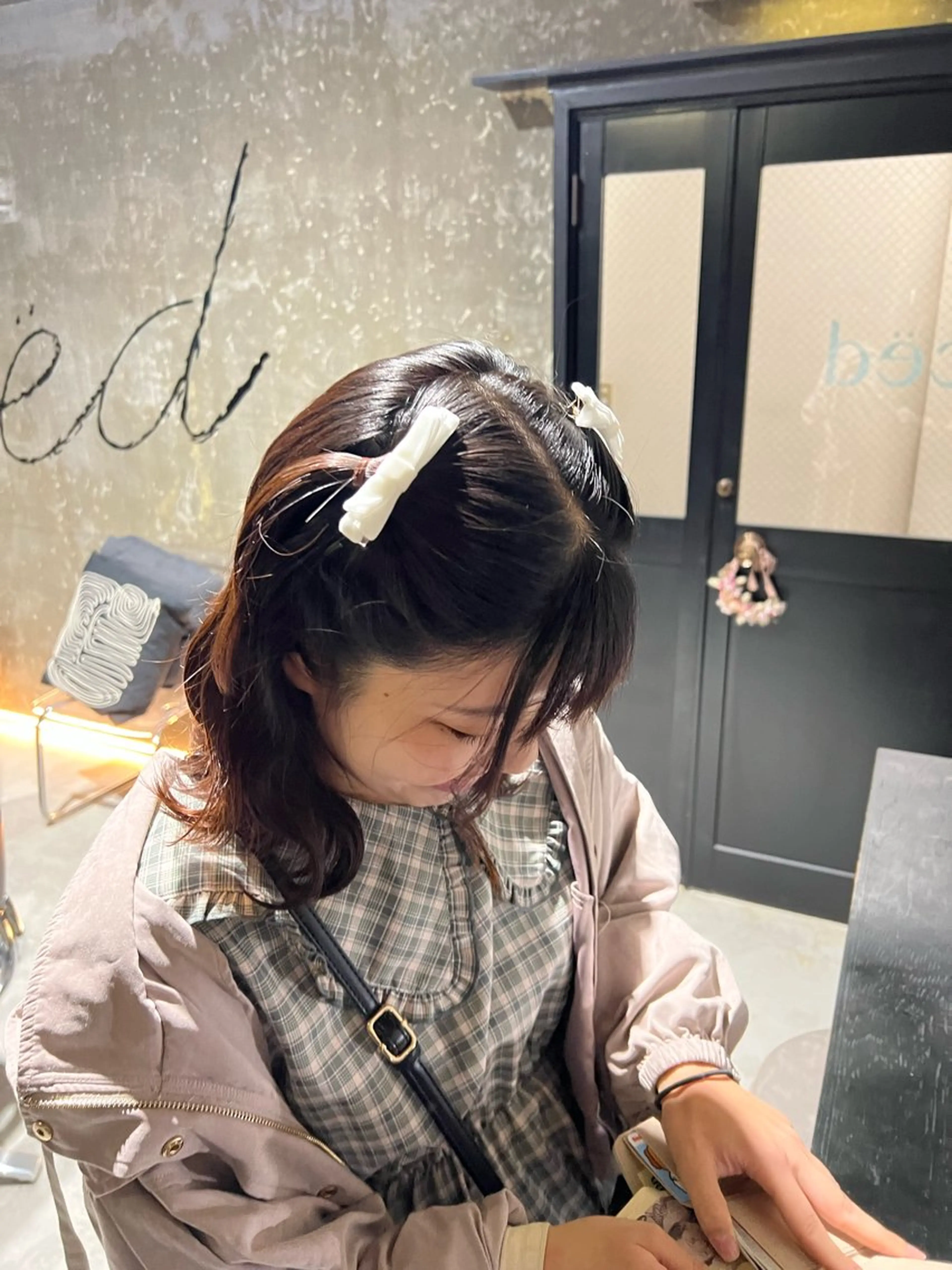 ミディアム 久永 菫のヘアスタイル