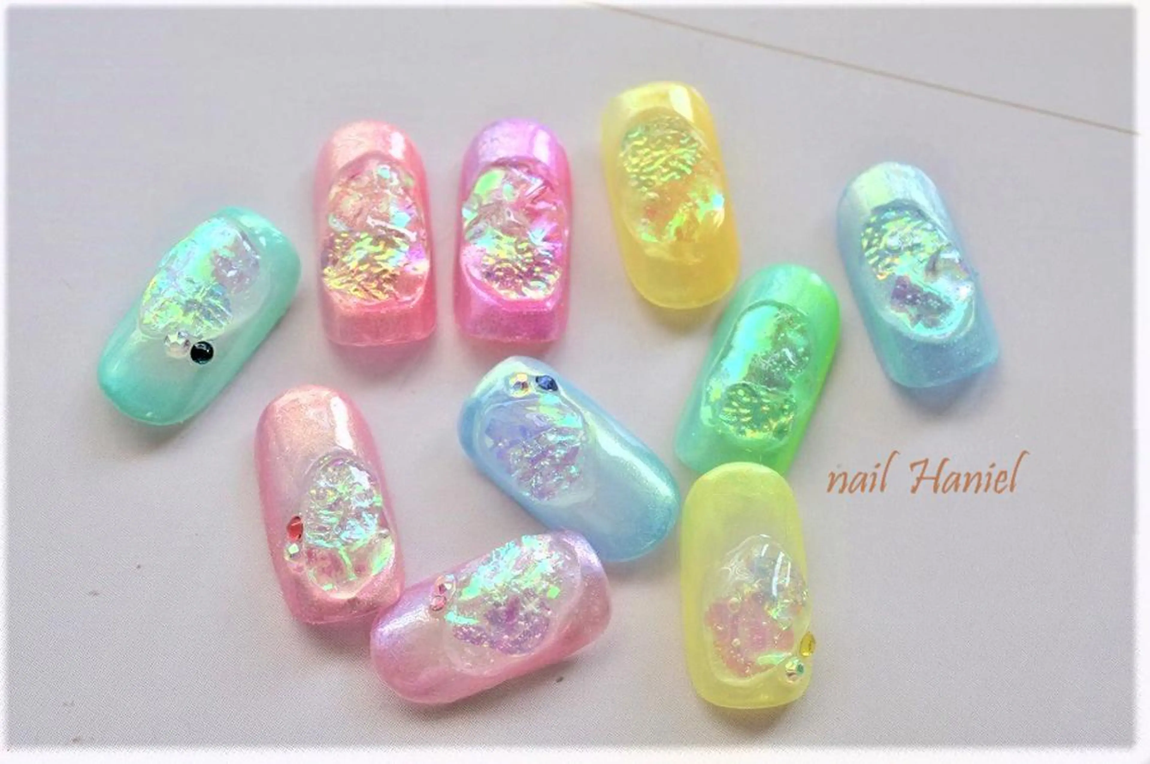 ネイル アートネイル フットネイル ジェルネイル 氷ネイル・うるうるネイル nail Haniel所属・半蔵門サロンハニエル 魅神 ちよのネイルデザイン
