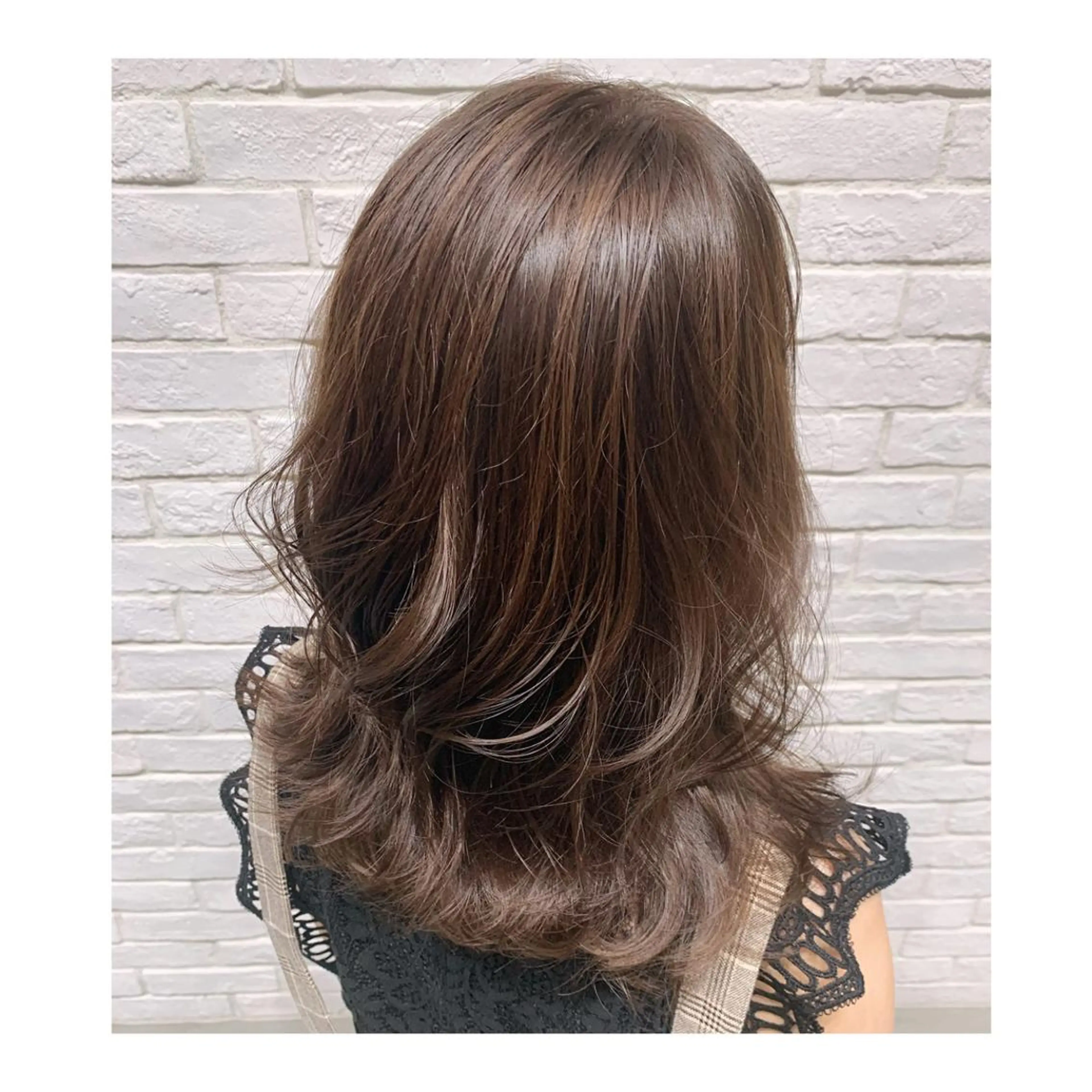 セミロング 大木 華のヘアスタイル