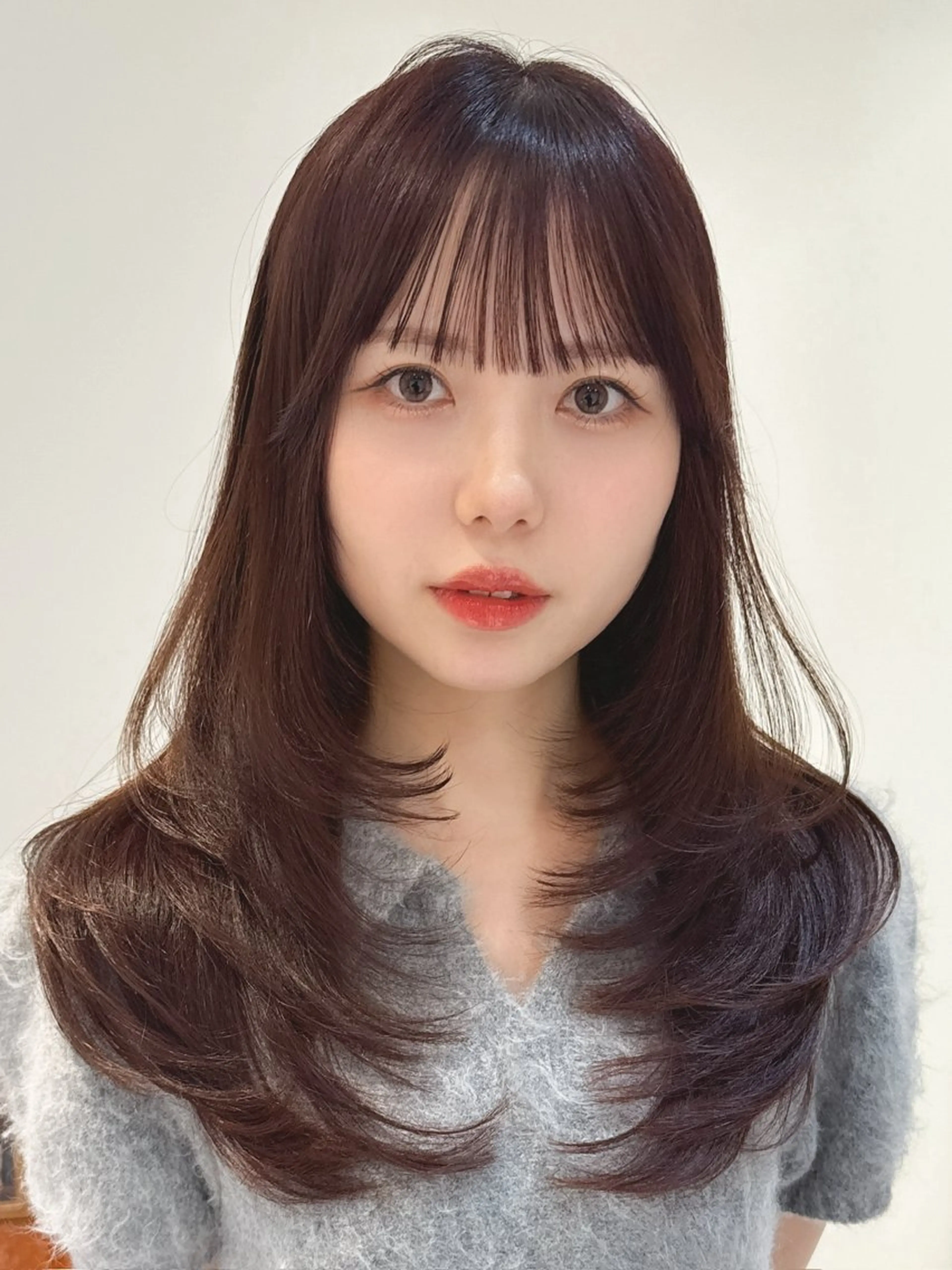 セミロング カラー ヘアアレンジ ブリーチ ダブルカラー イヤリングカラー イルミナカラー ブリーチなしカラー カット 立川レイヤー ブリーチaoiのヘアスタイル