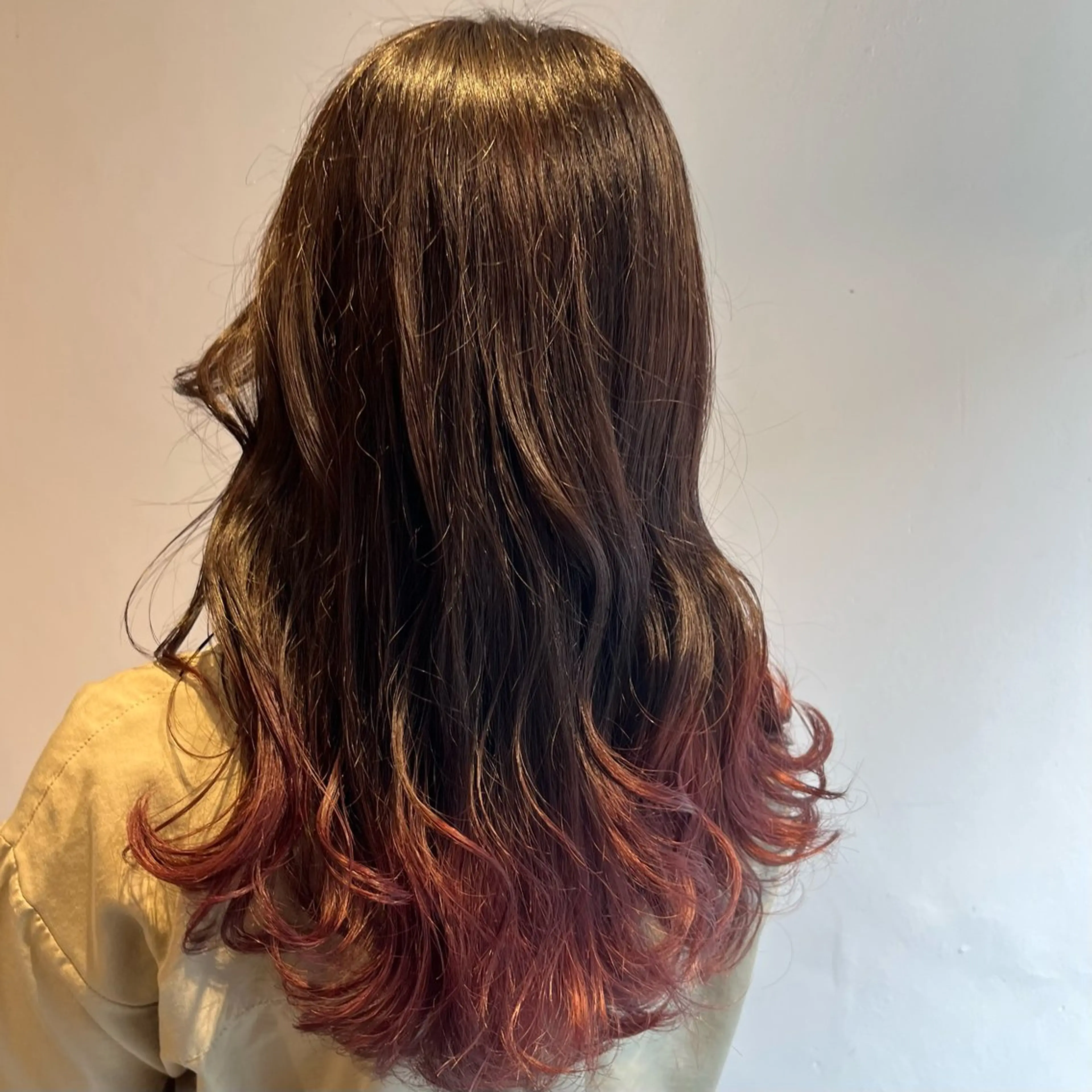 ロング カラー ブリーチ ピンクカラー ボブ/ハイトーン特化 solua上本町のヘアスタイル