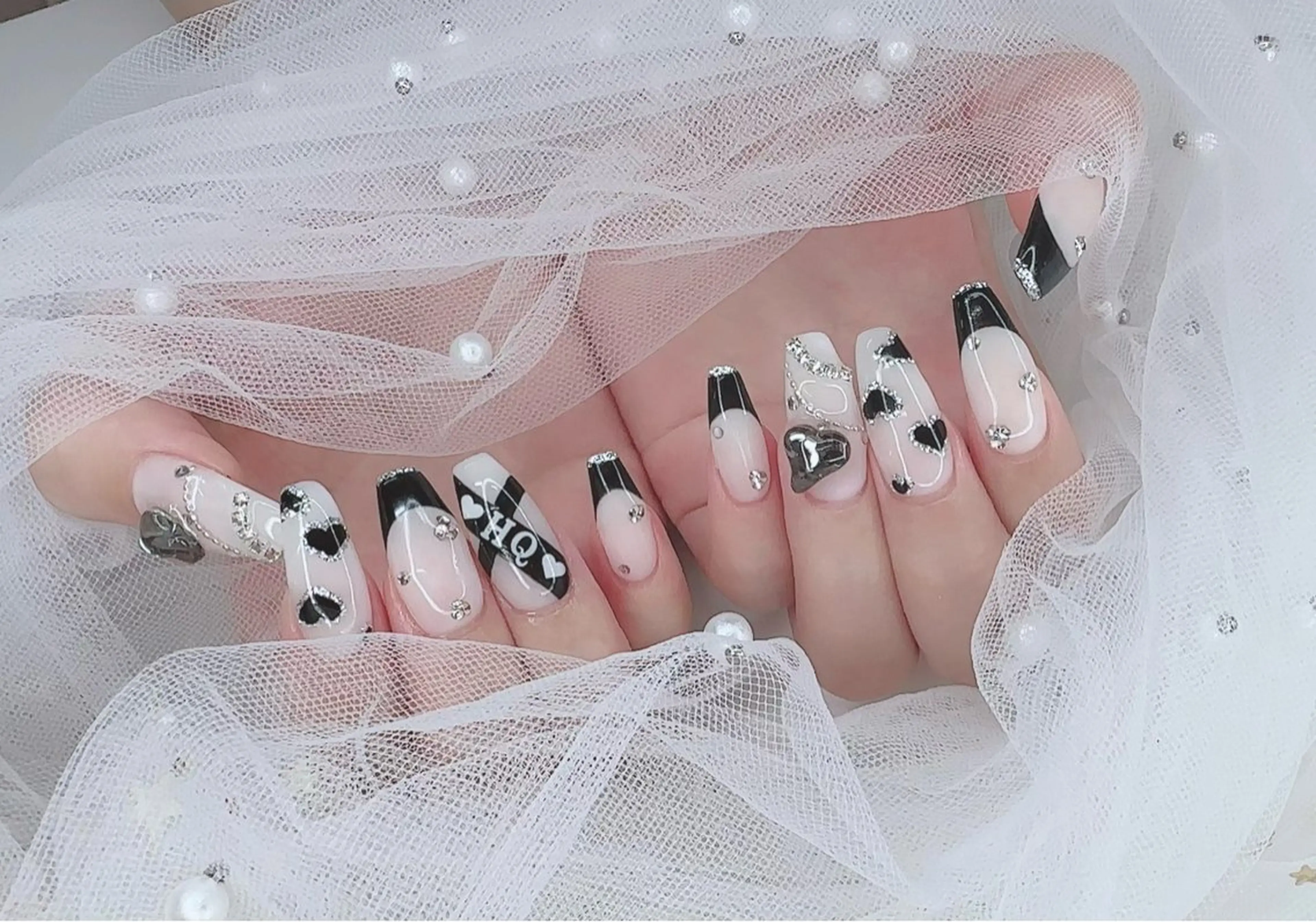 ネイル R nailsalon所属・R salonのネイルデザイン