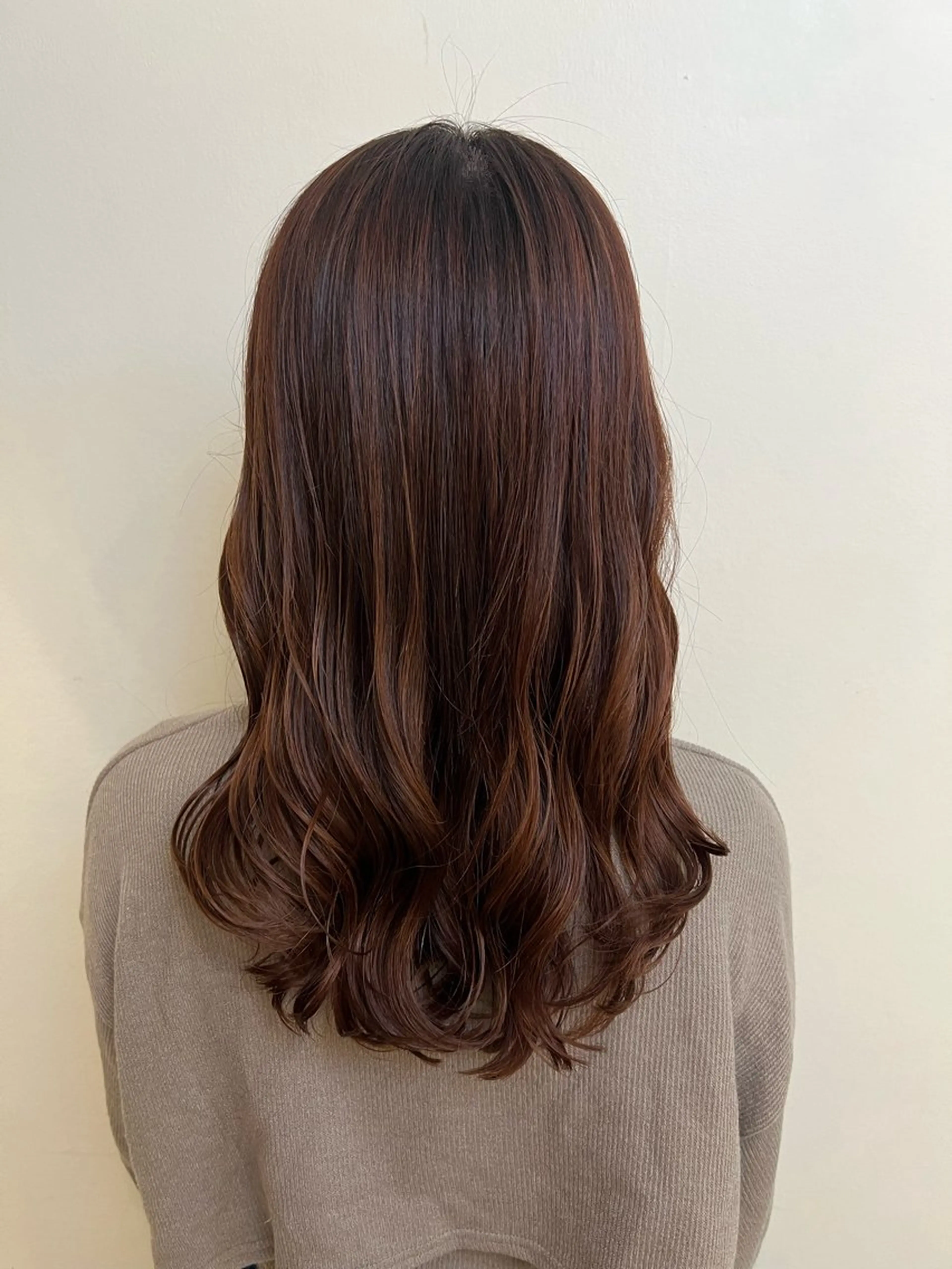 セミロング セミロングパーマ chobii表参道所属・サトウ タケル 表参道のヘアスタイル