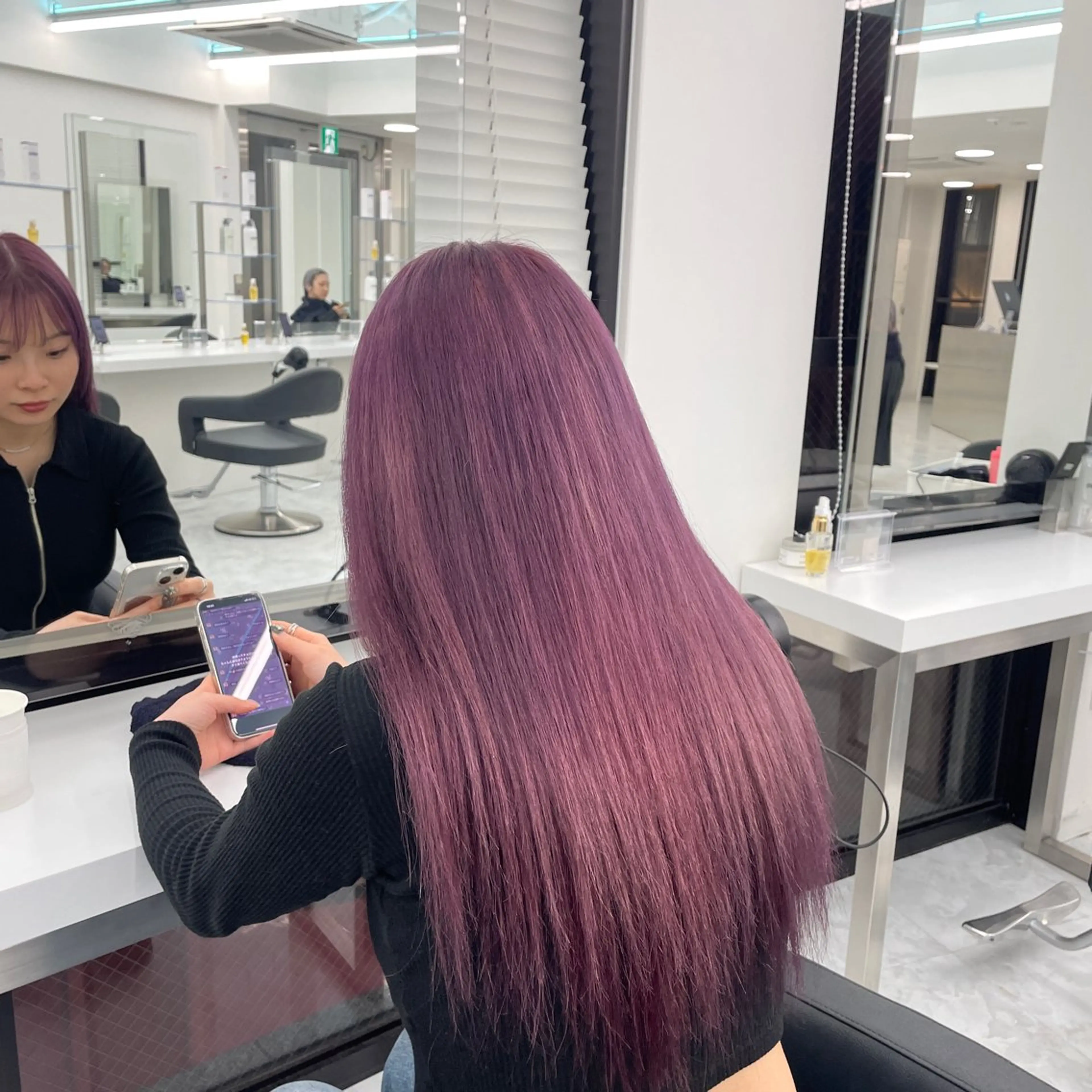 ロング ヘアカラー 大人上品🤍明るめ ベージュ🤍REOのヘアスタイル