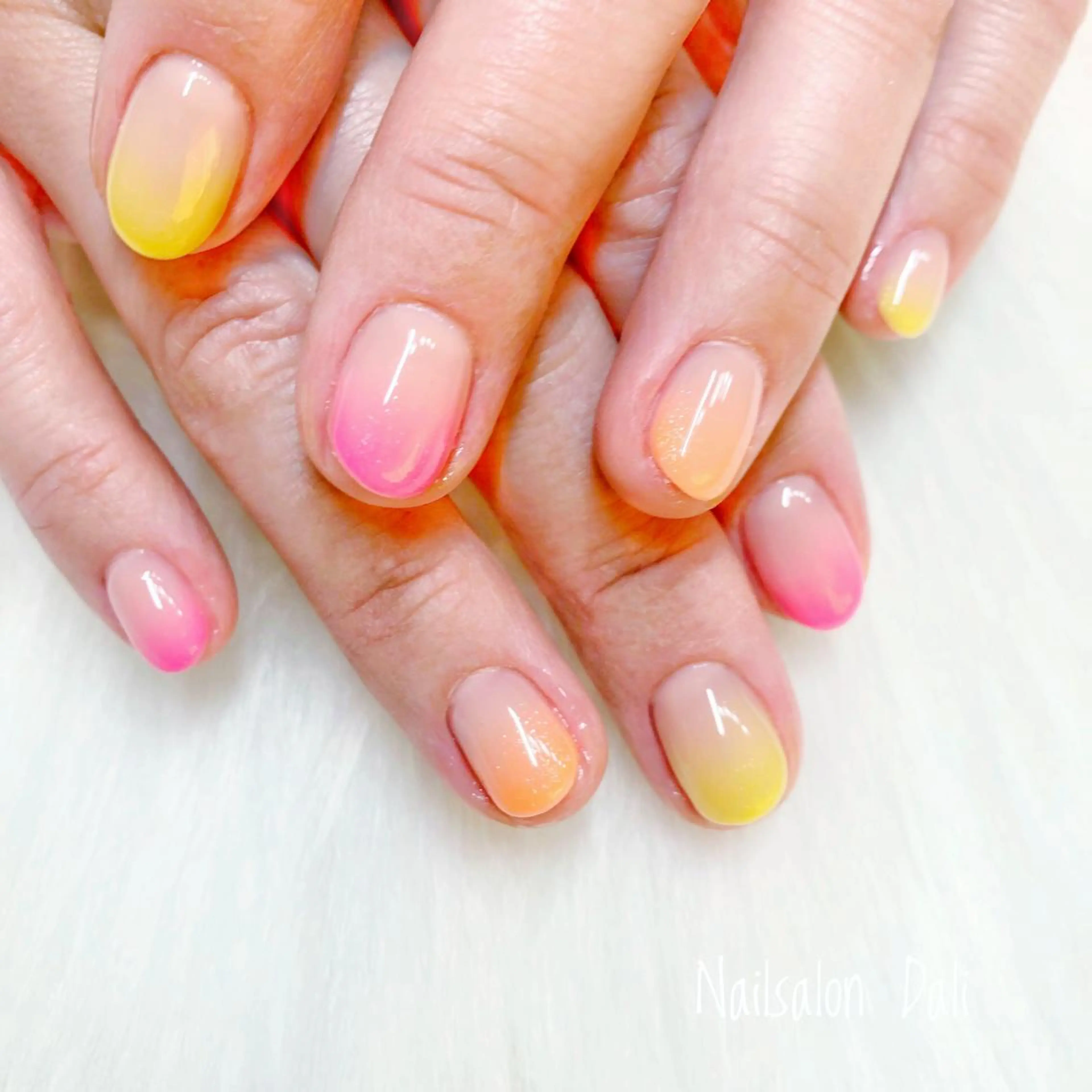 ネイル Nailsalon Daliのネイルデザイン