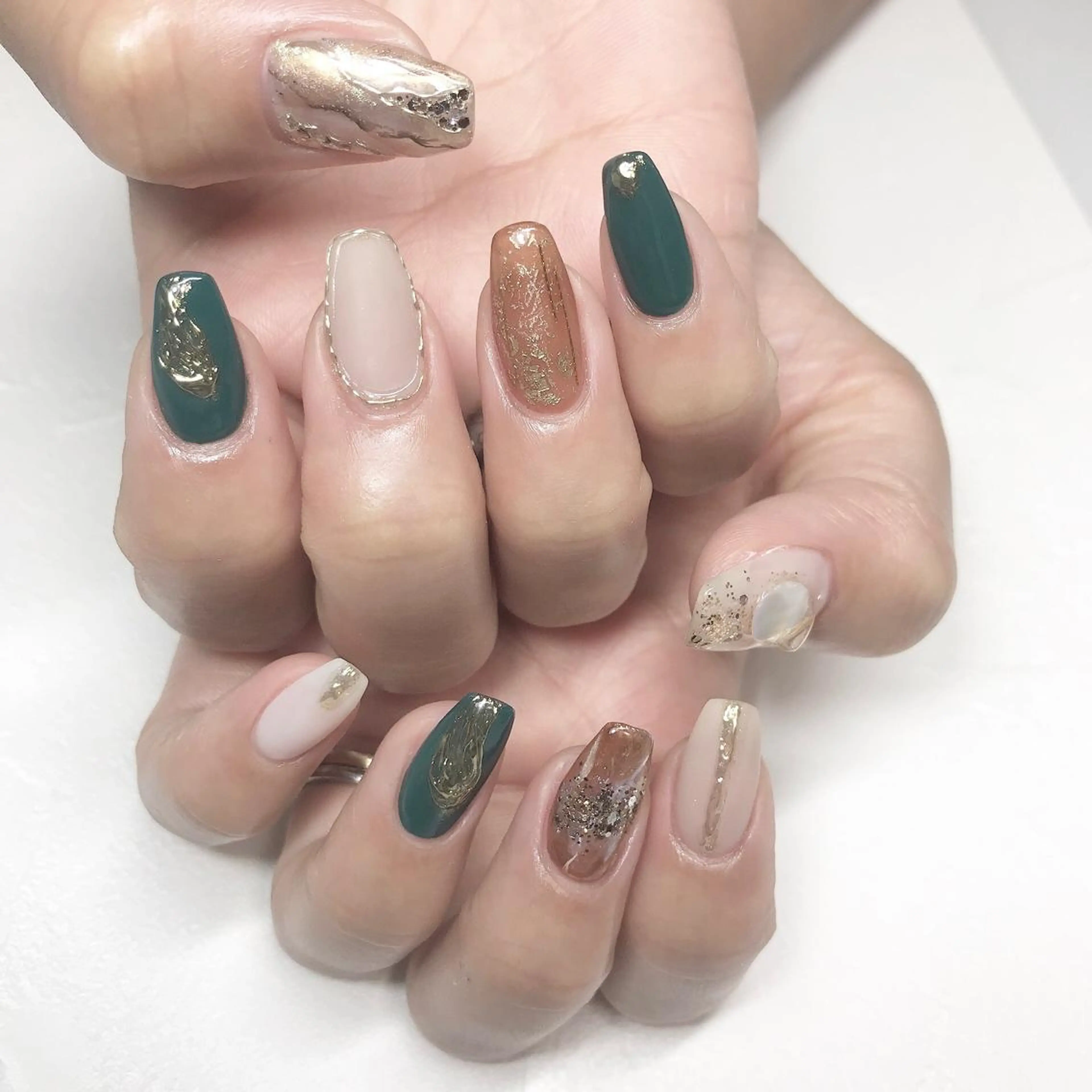 ネイル ニュアンスネイル ハンドネイル Room nailのネイルデザイン