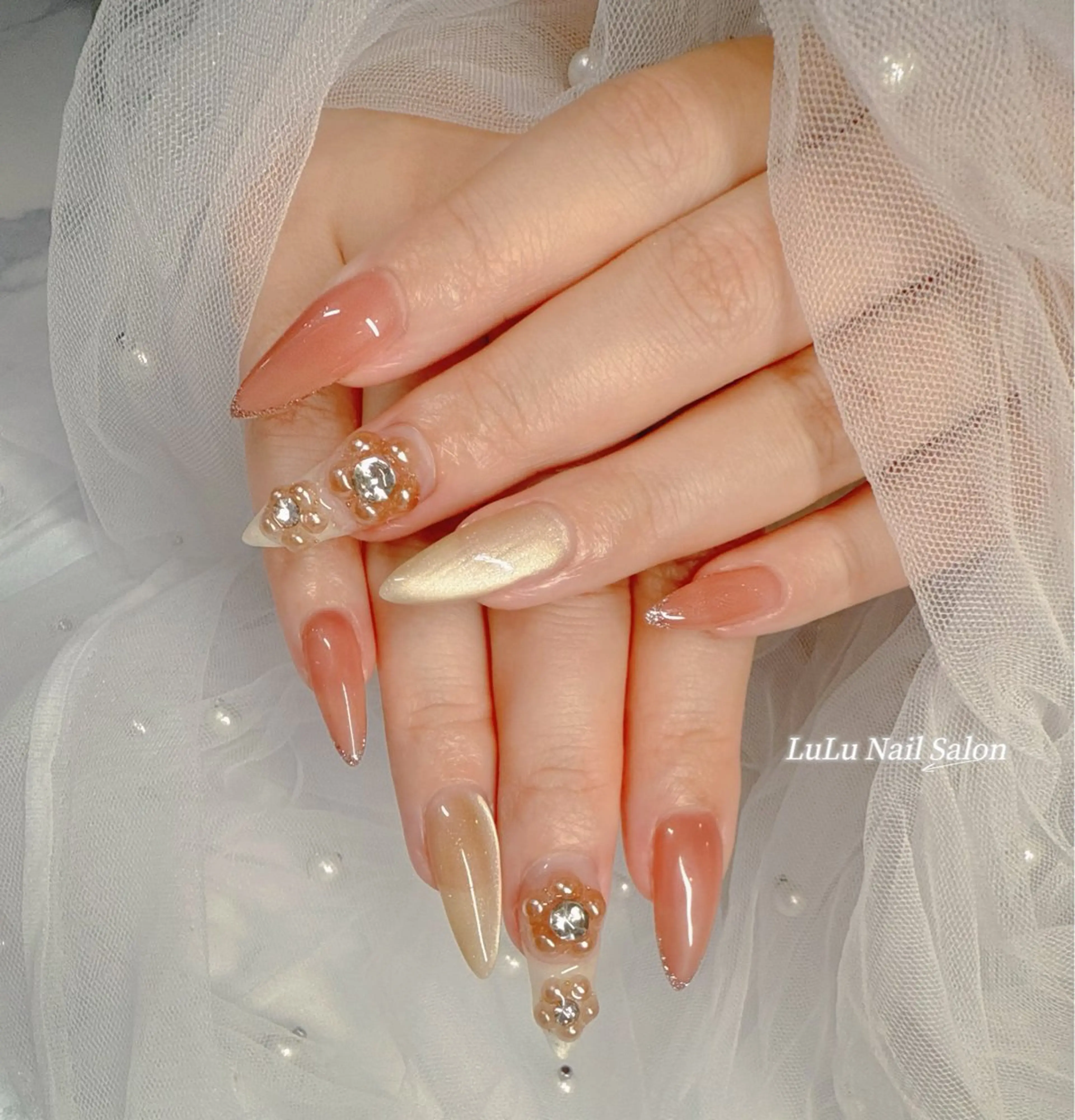 ネイル ハンドネイル LULU Nail  Salon 新宿所属・LU LU NailSalonのネイルデザイン