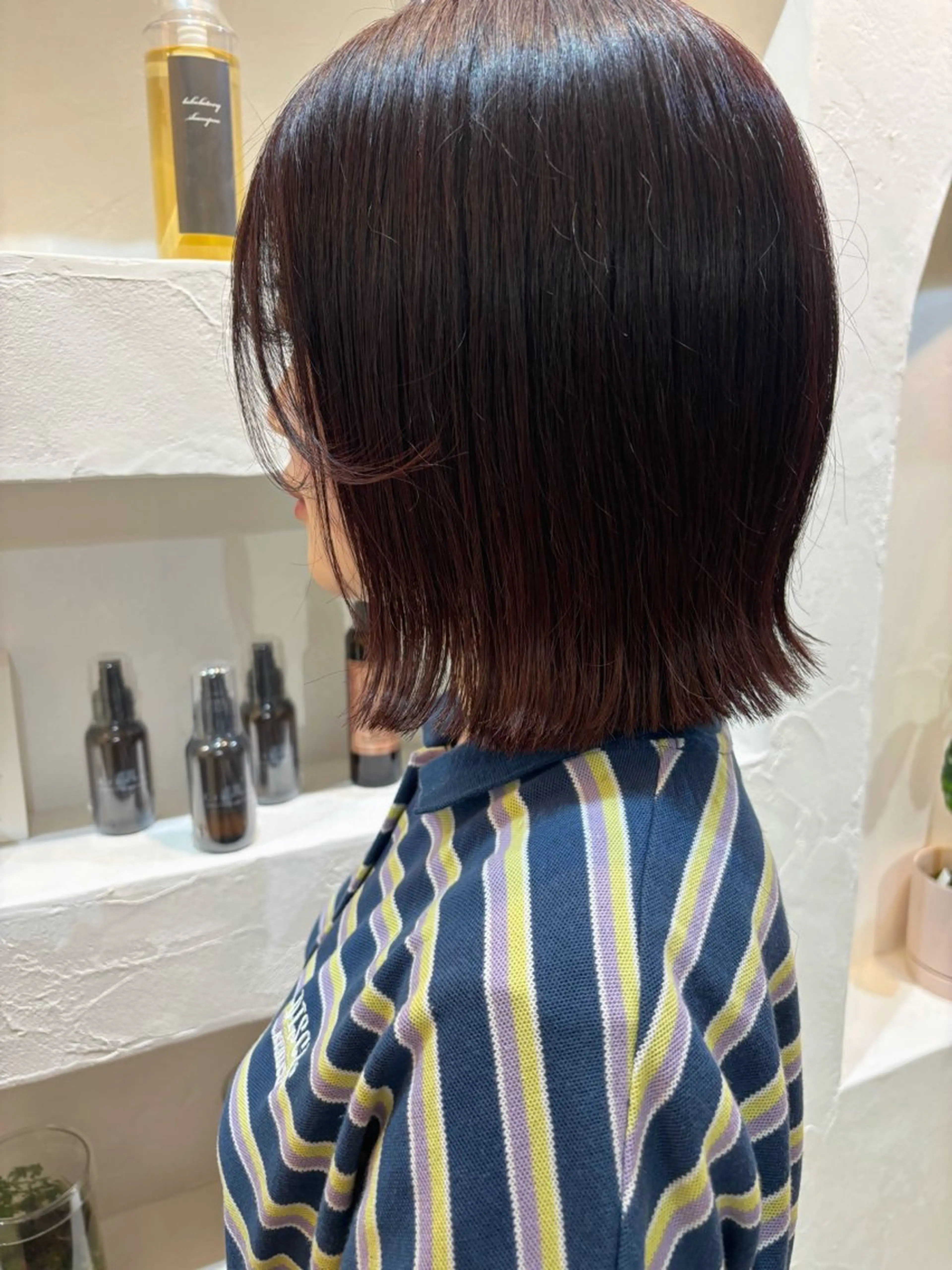 カット ヘアカラー 顔周りのデザイン特化 井手麻梨栄のヘアスタイル