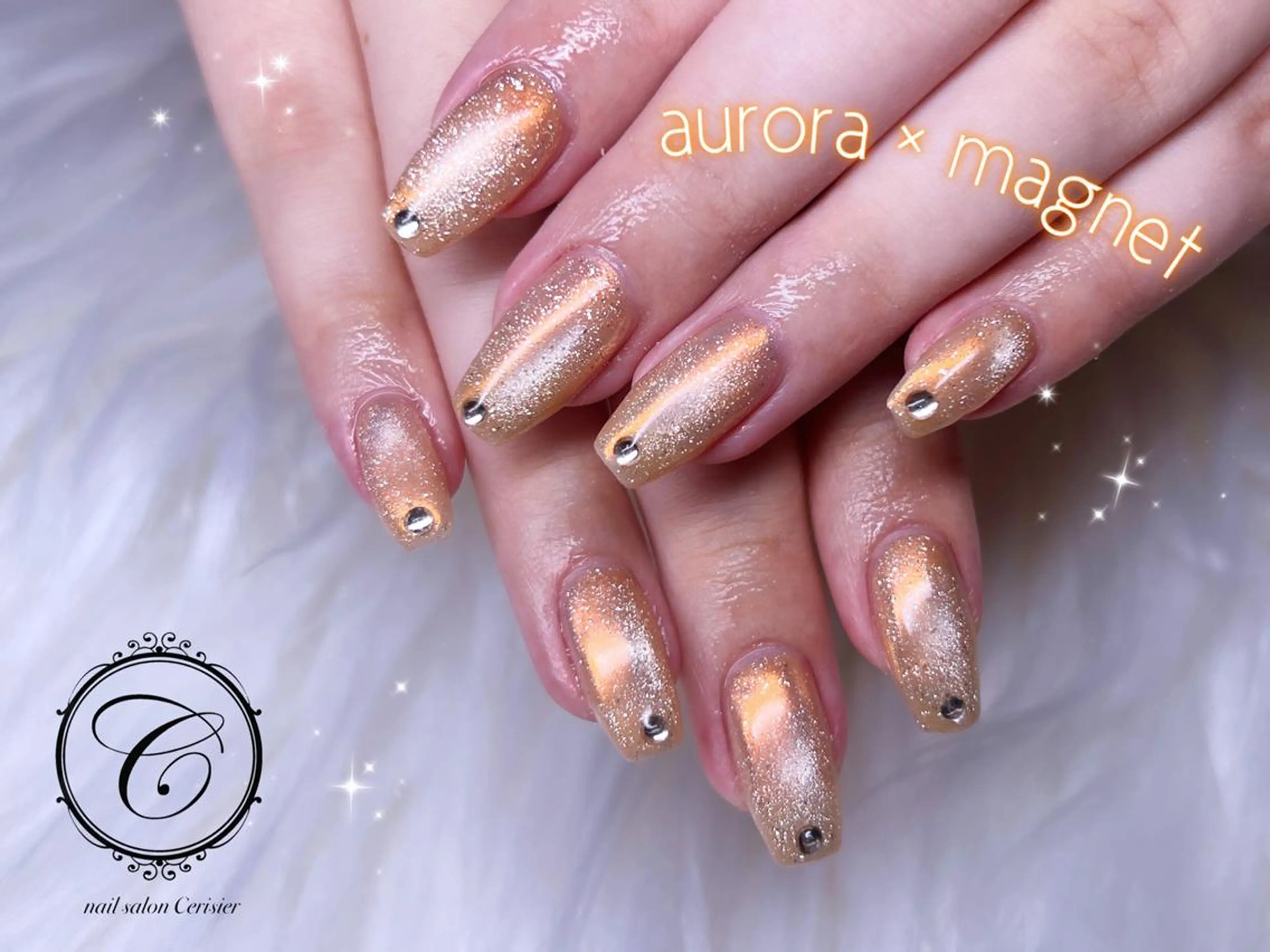 ネイル オーロラネイル ジェルネイル マグネットネイル パラジェル cerisier セリシールのネイルデザイン