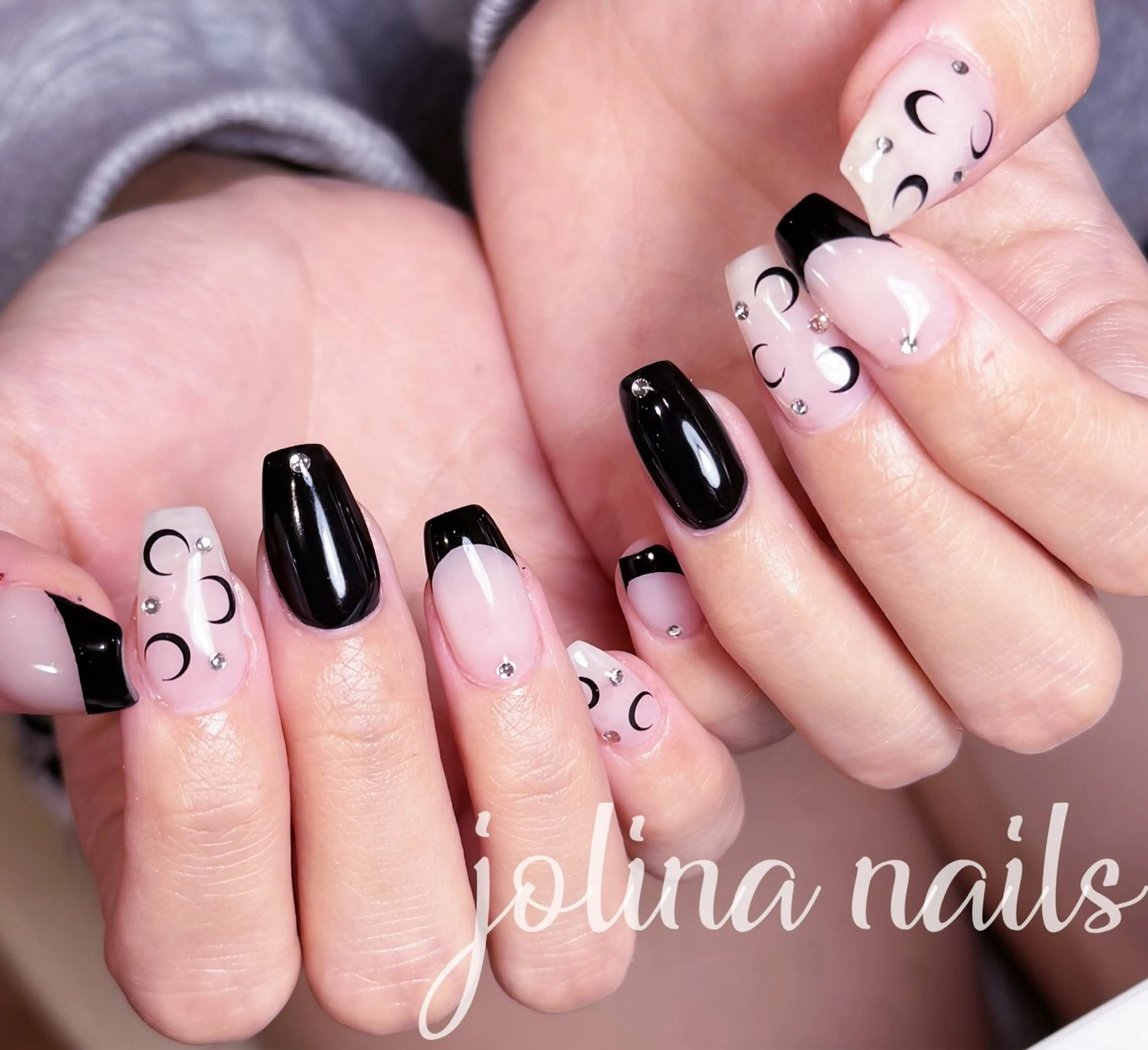 ネイル フレンチネイル 持ち込み ハンドネイル jolina nails鶴見店のネイルデザイン