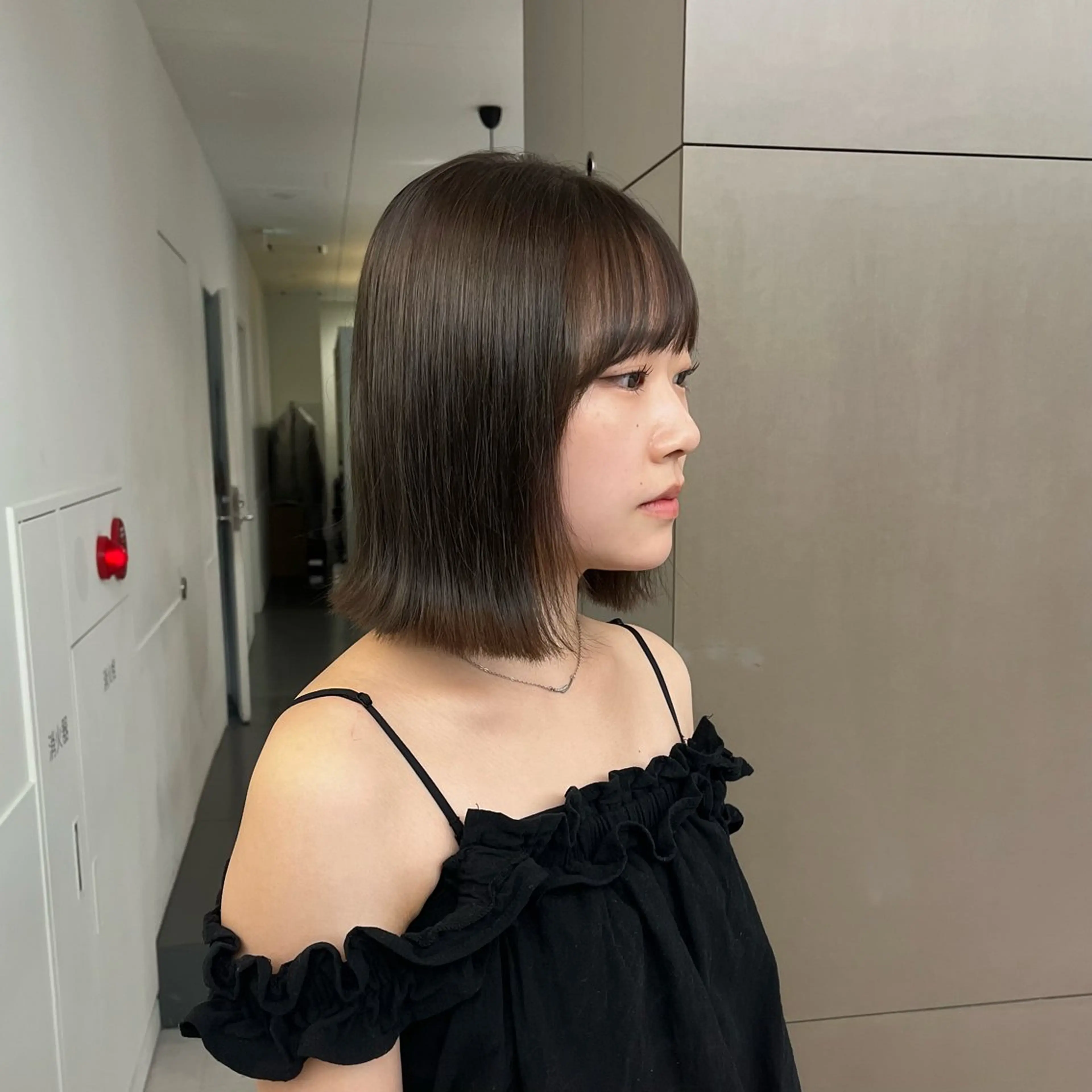 ショート カラー ベージュカラー ブリーチ 透明感カラー ダブルカラー ヘーゼル ブリーチ/レイヤー 🌻Mutsumiのヘアスタイル