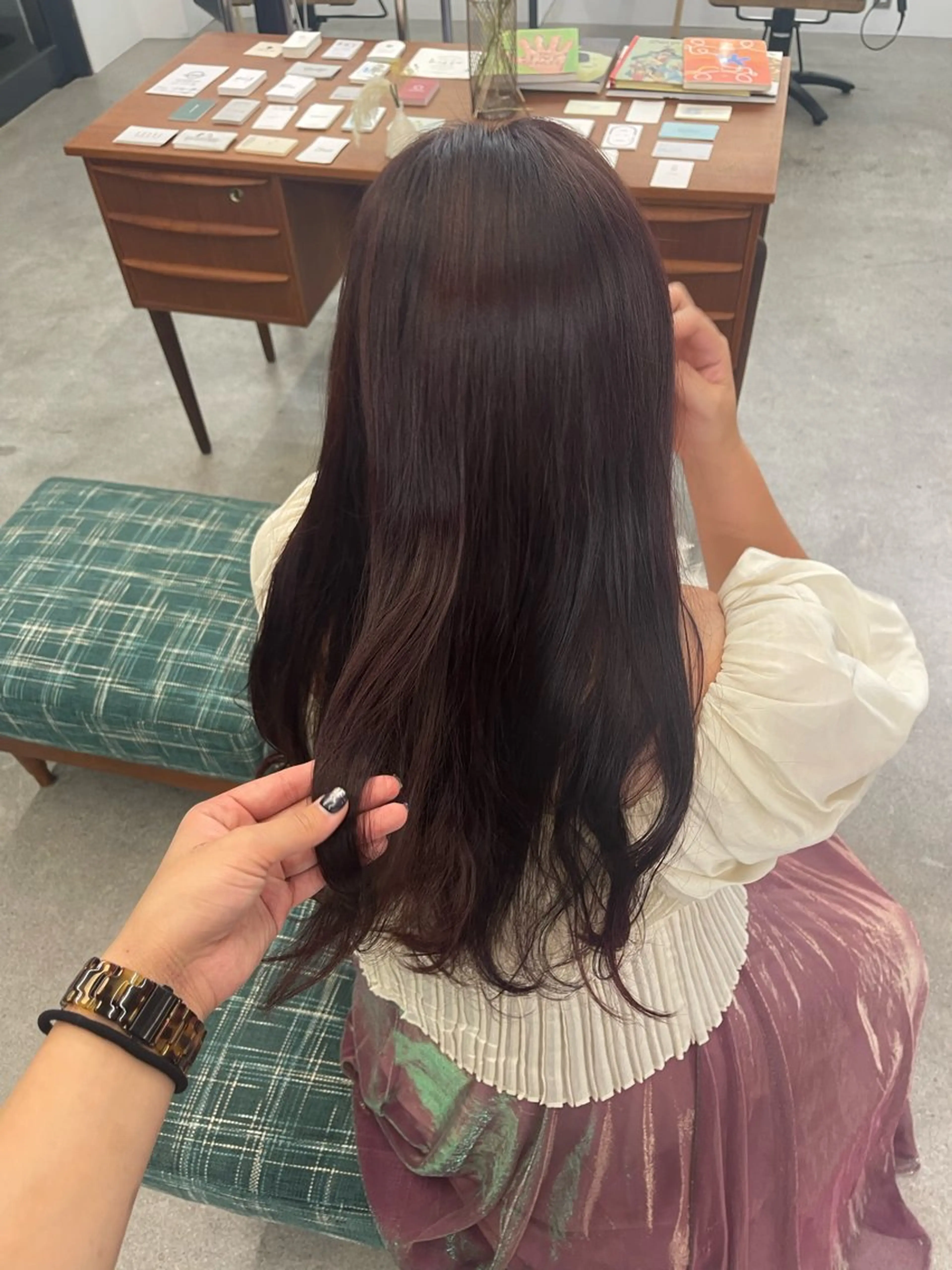ロング カラー イージーパーマ募集 平口はのんのヘアスタイル