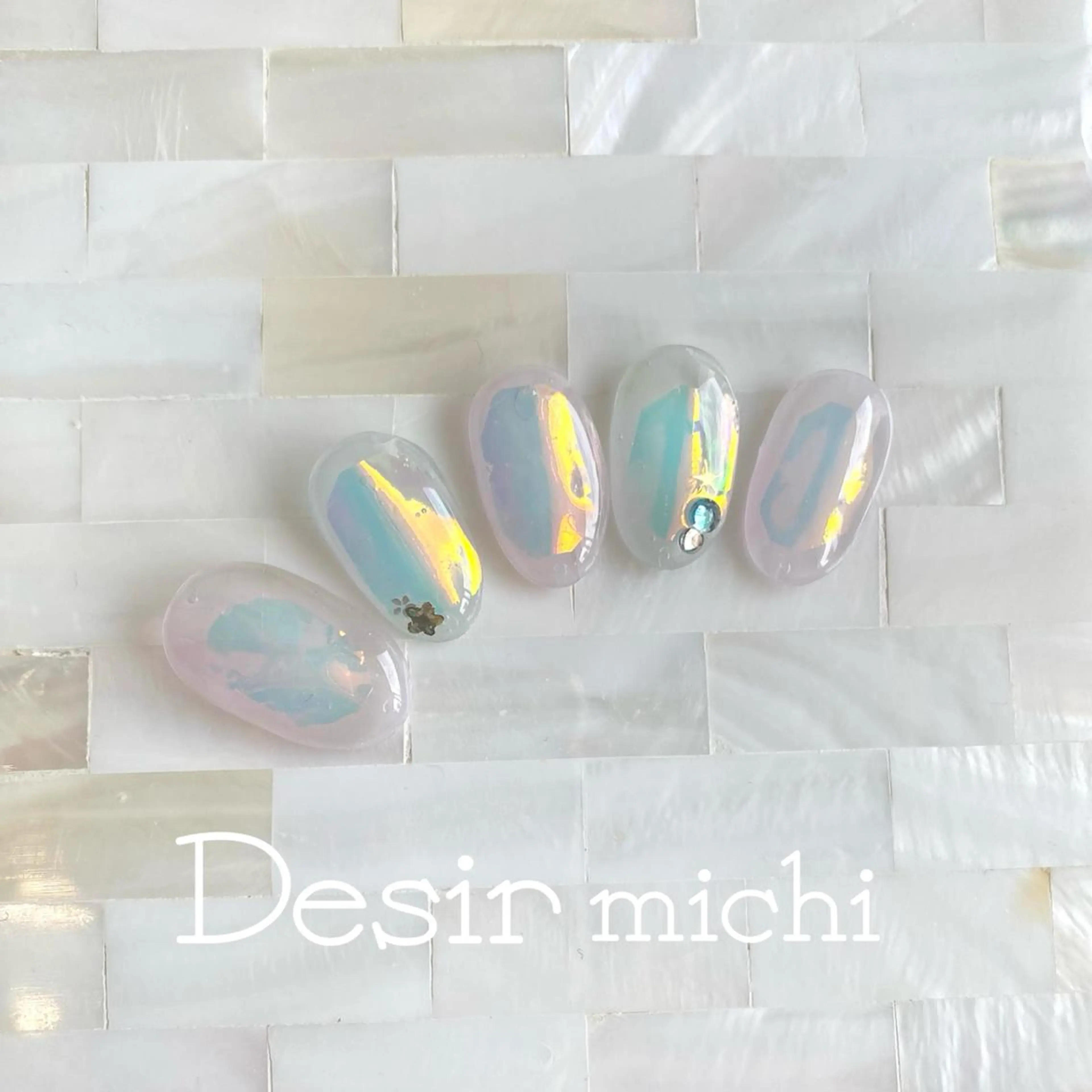 ネイル 伊藤 美智子のネイルデザイン