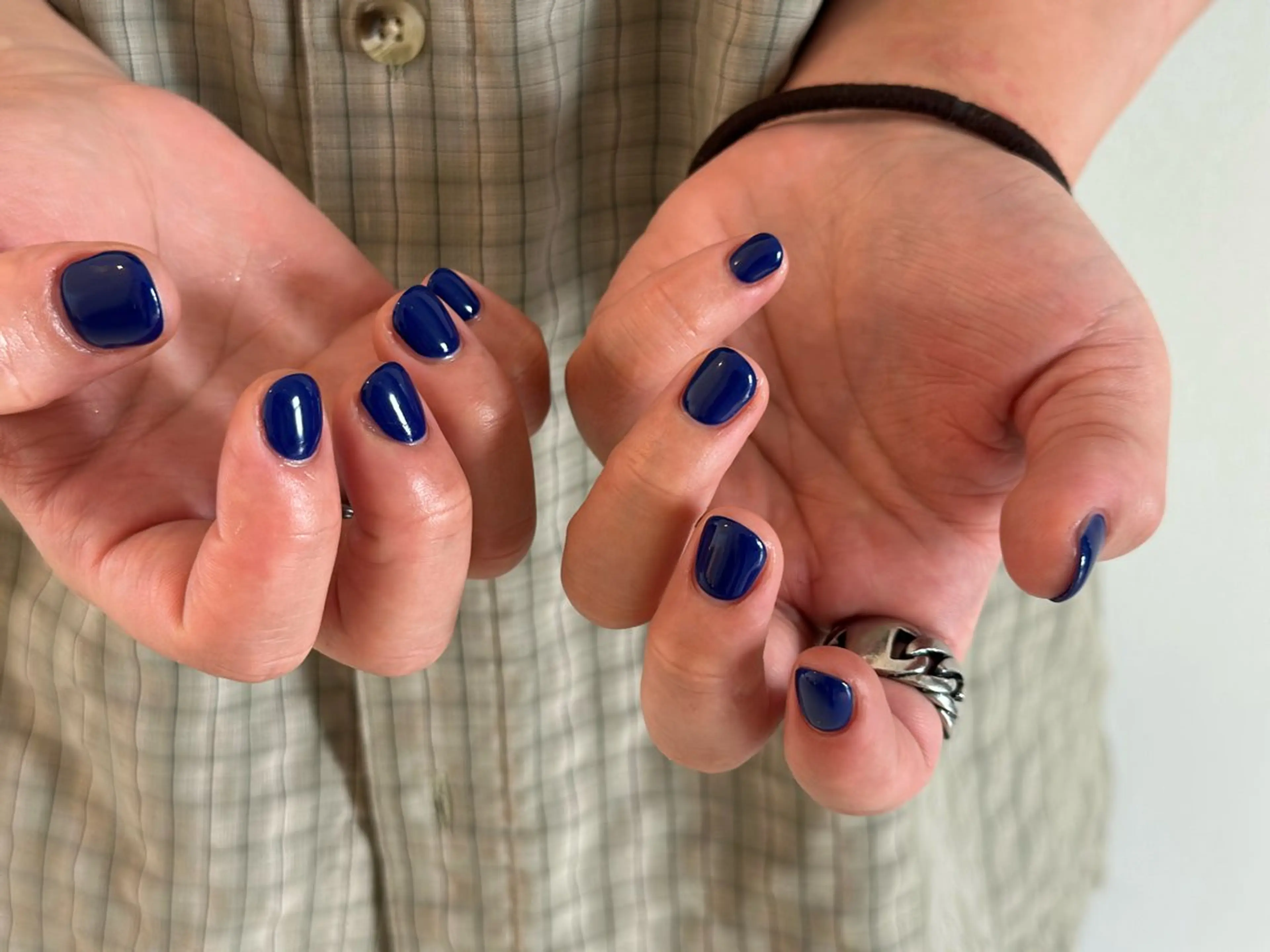 ネイル ワンカラーネイル ハンドネイル Flow nail所属・山本 七海のネイルデザイン