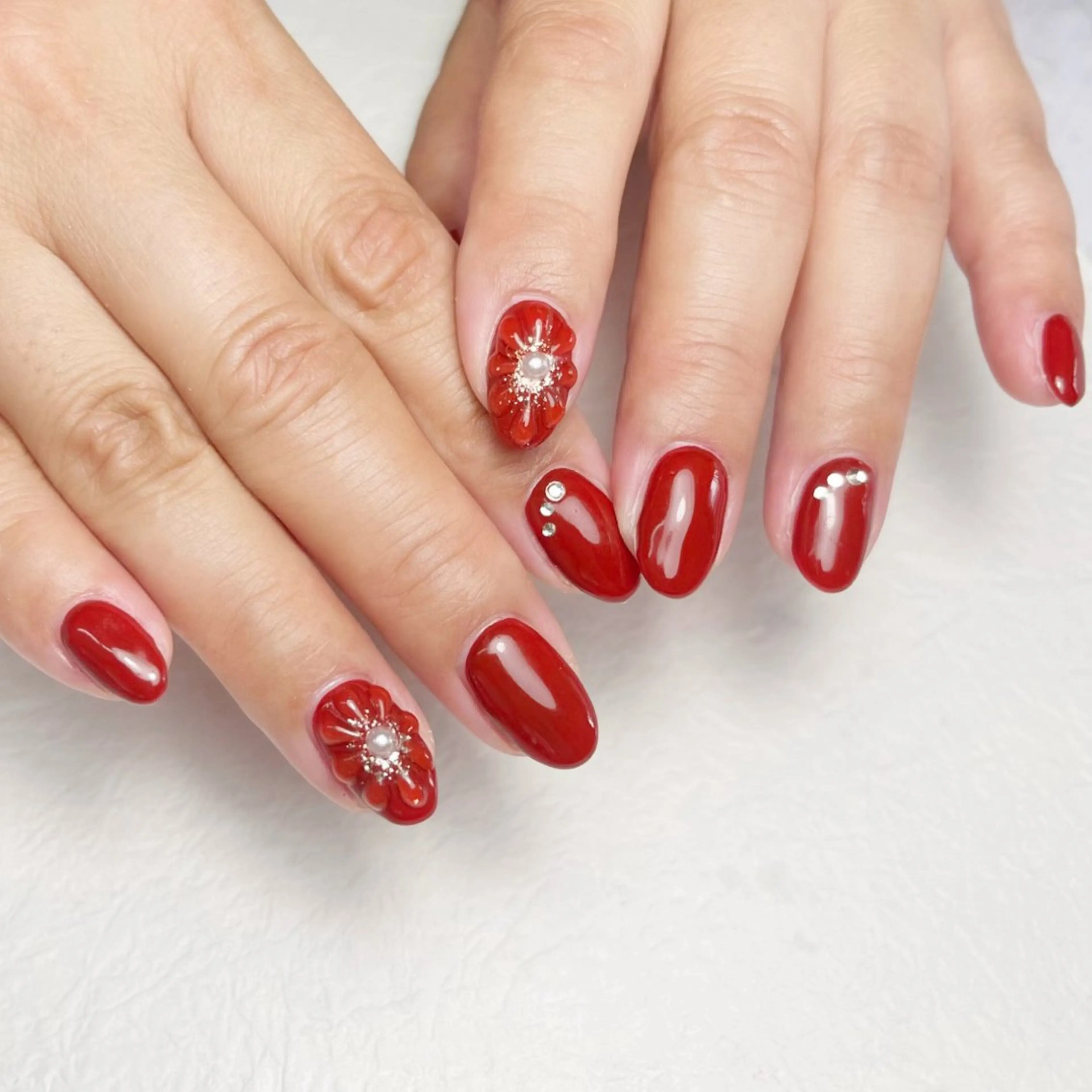 ネイル アートネイル フラワーネイル フットネイル ジェルネイル キラキラネイル ハンドネイル Y nail なんば堀江店のネイルデザイン