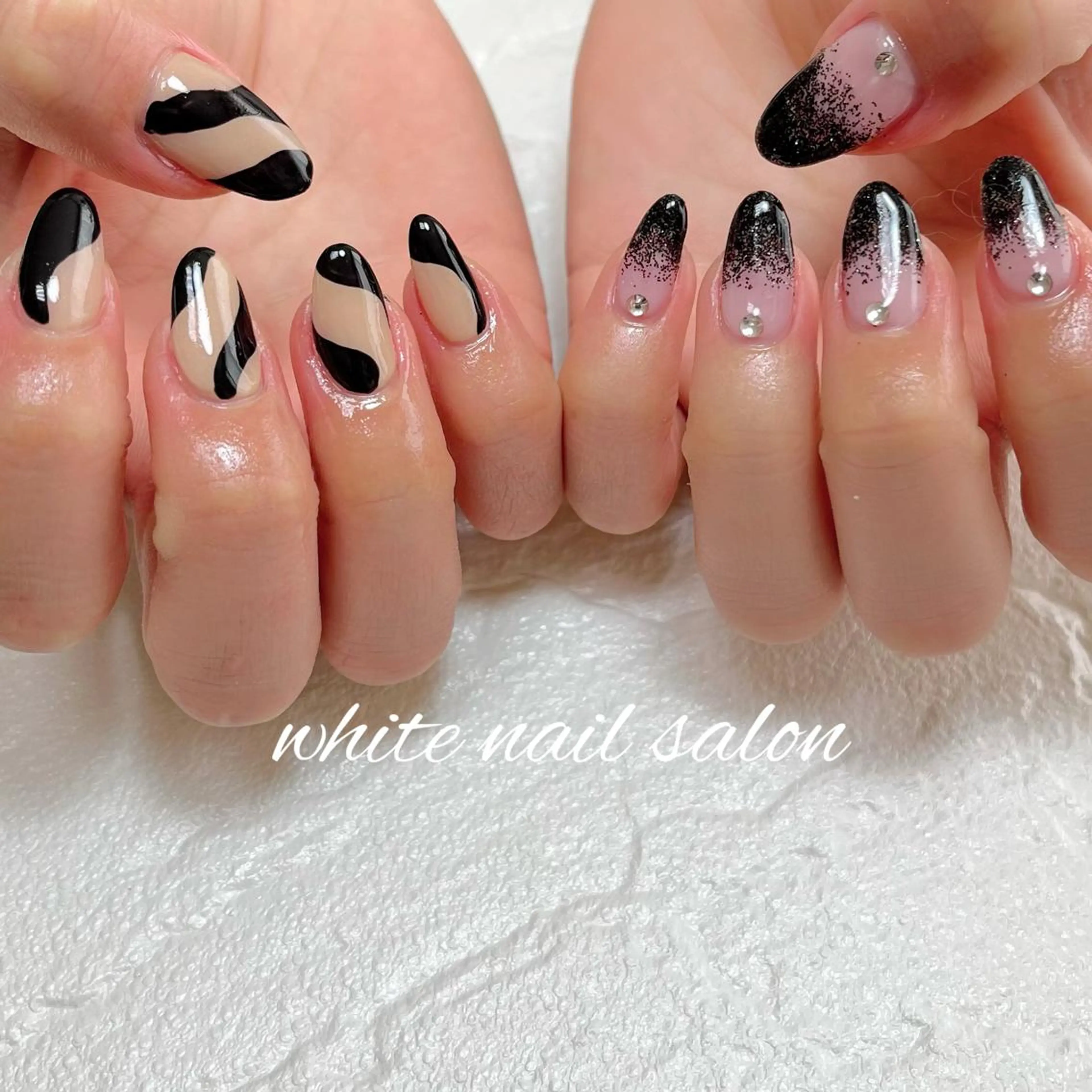 ネイル フットネイル ジェルネイル ハードジェル ラメ(グリッター) 持ち込み ハンドネイル white nail salonのネイルデザイン