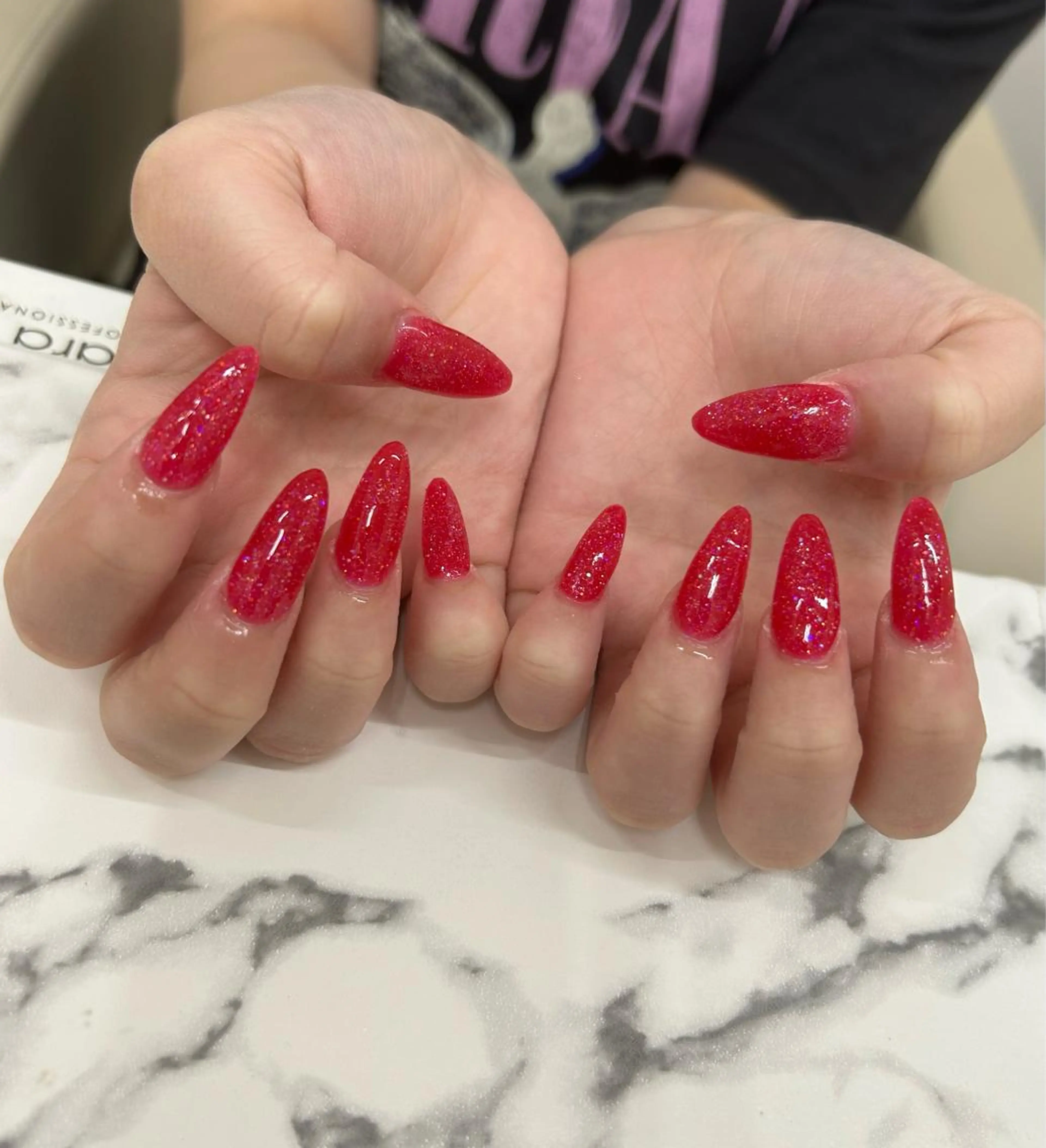 ネイル ラメ(グリッター) 赤色 onnail mikoのネイルデザイン