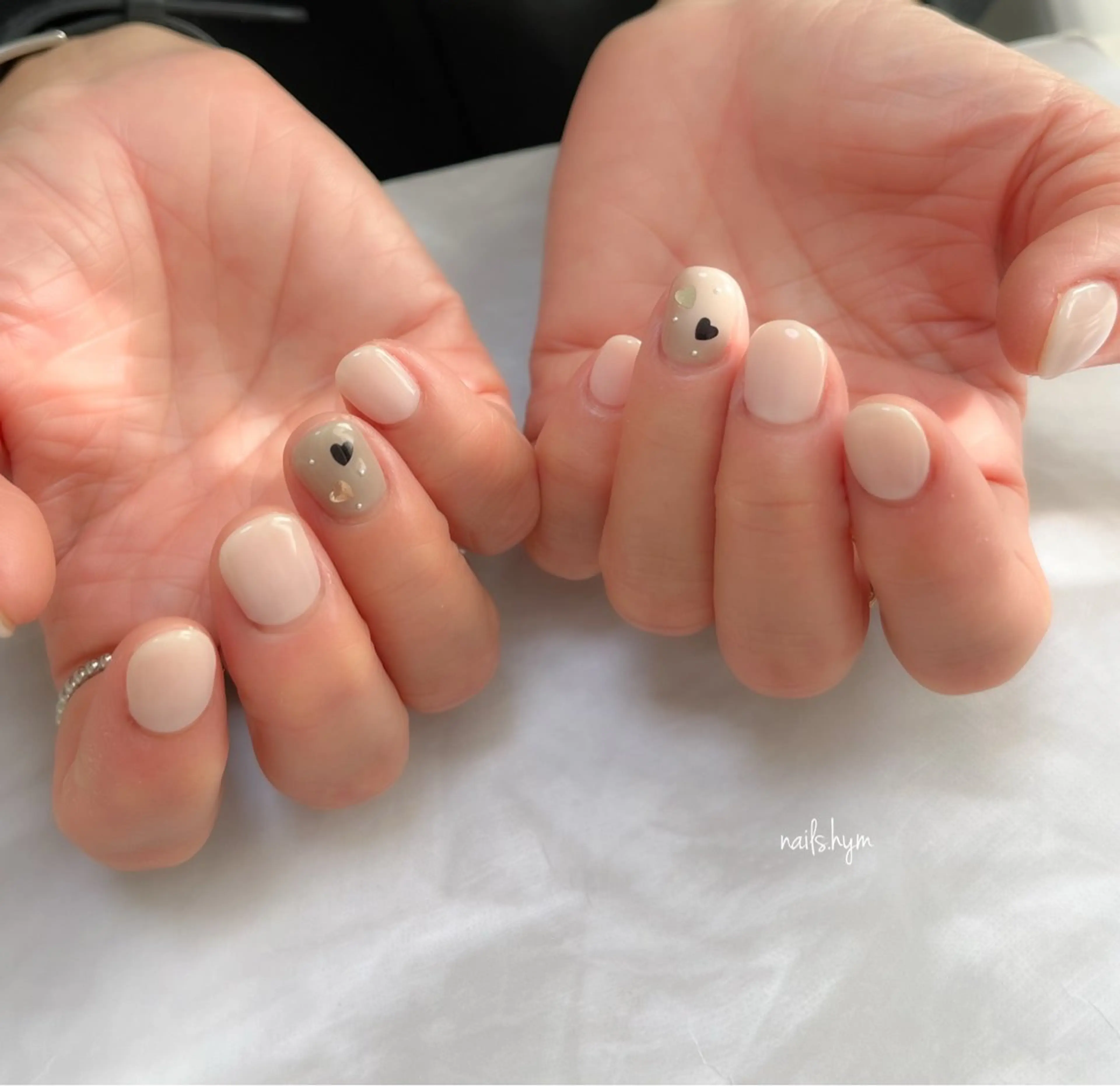 ネイル ハート ホログラムネイル ハンドネイル nails. hymのネイルデザイン