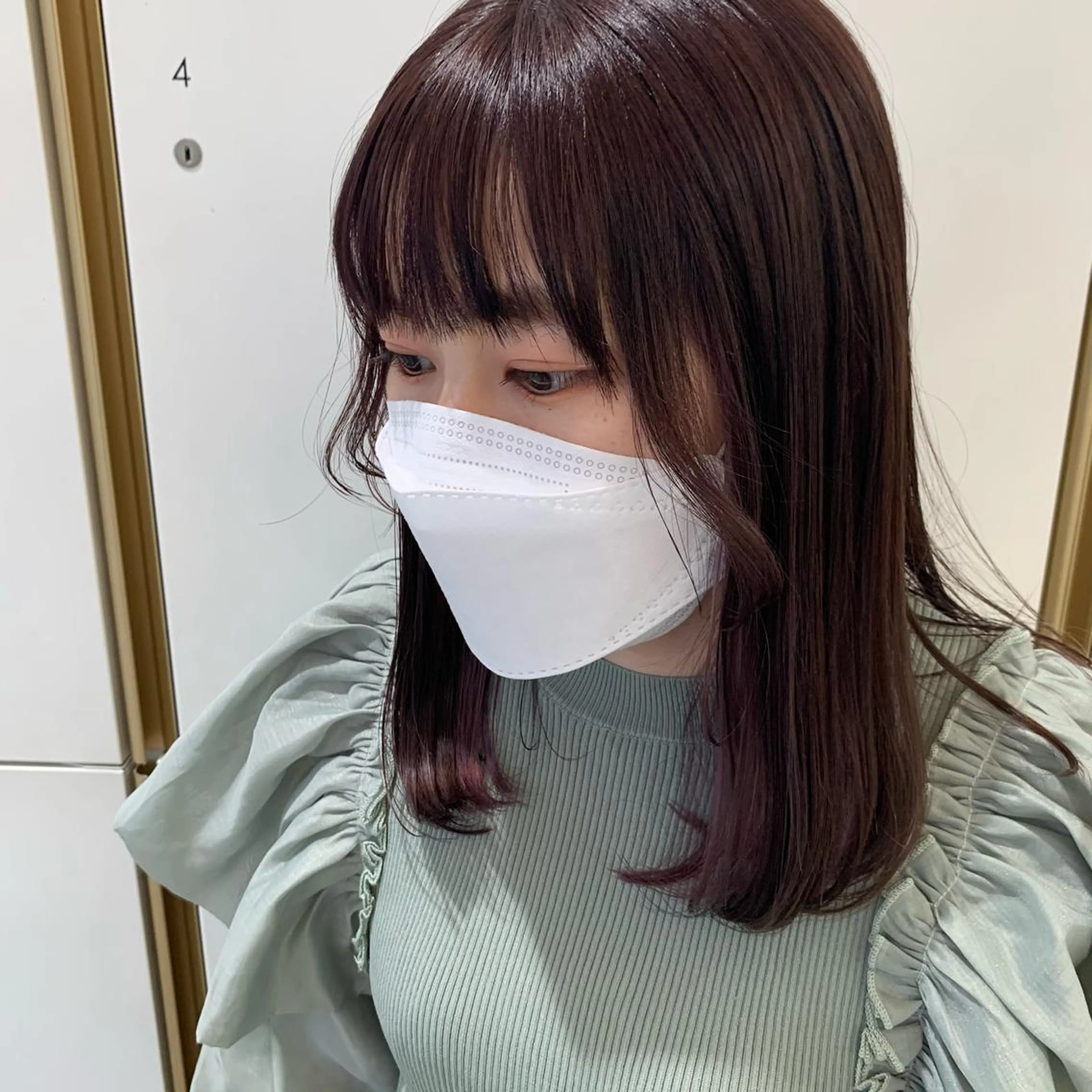 セミロング カラー 顔周りカット カット ヘアカラー トリートメント ウスイ ハルカのヘアスタイル