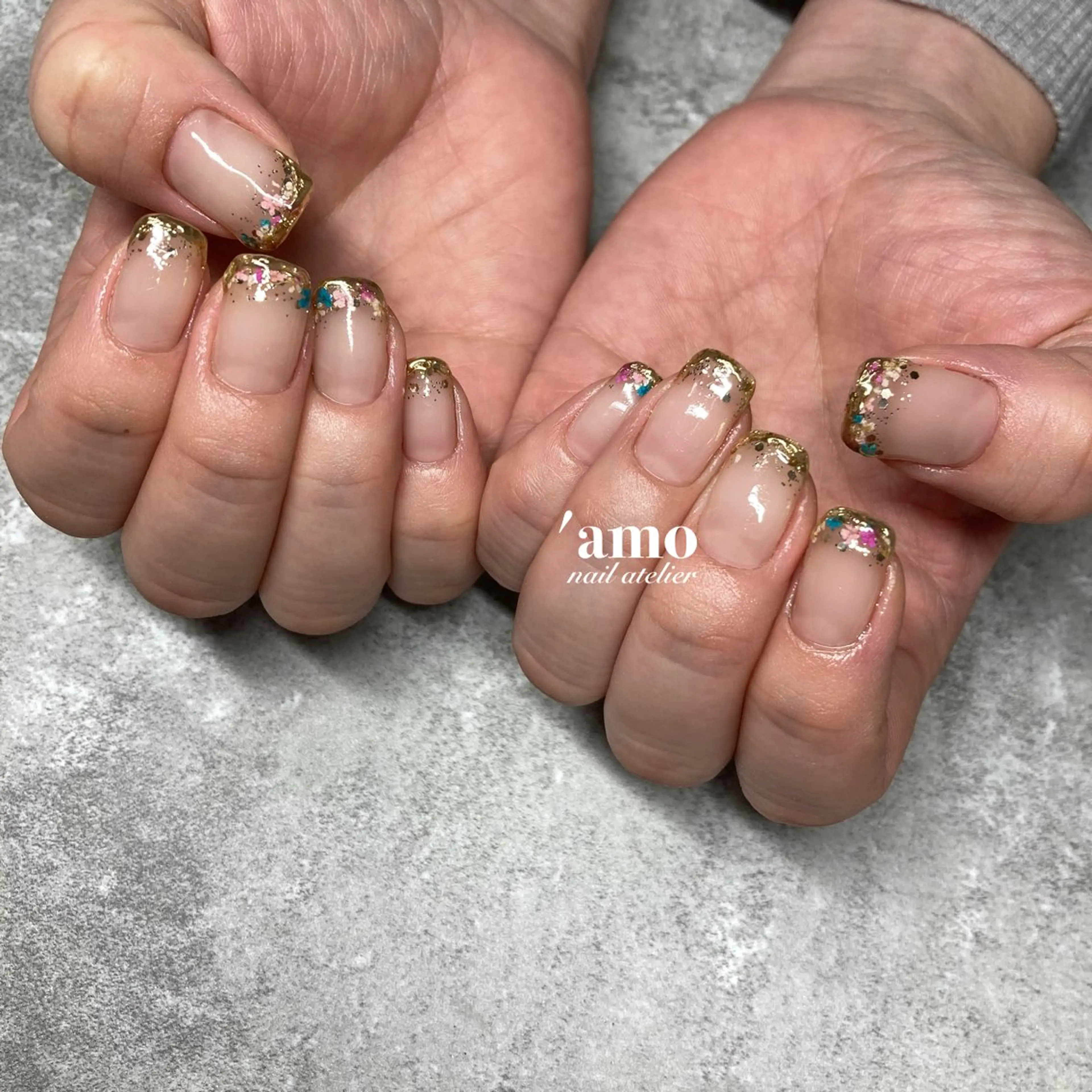 ネイル フットネイル ジェルネイル ミラーネイル ニュアンスネイル パラジェル 'amo nail atelierのネイルデザイン