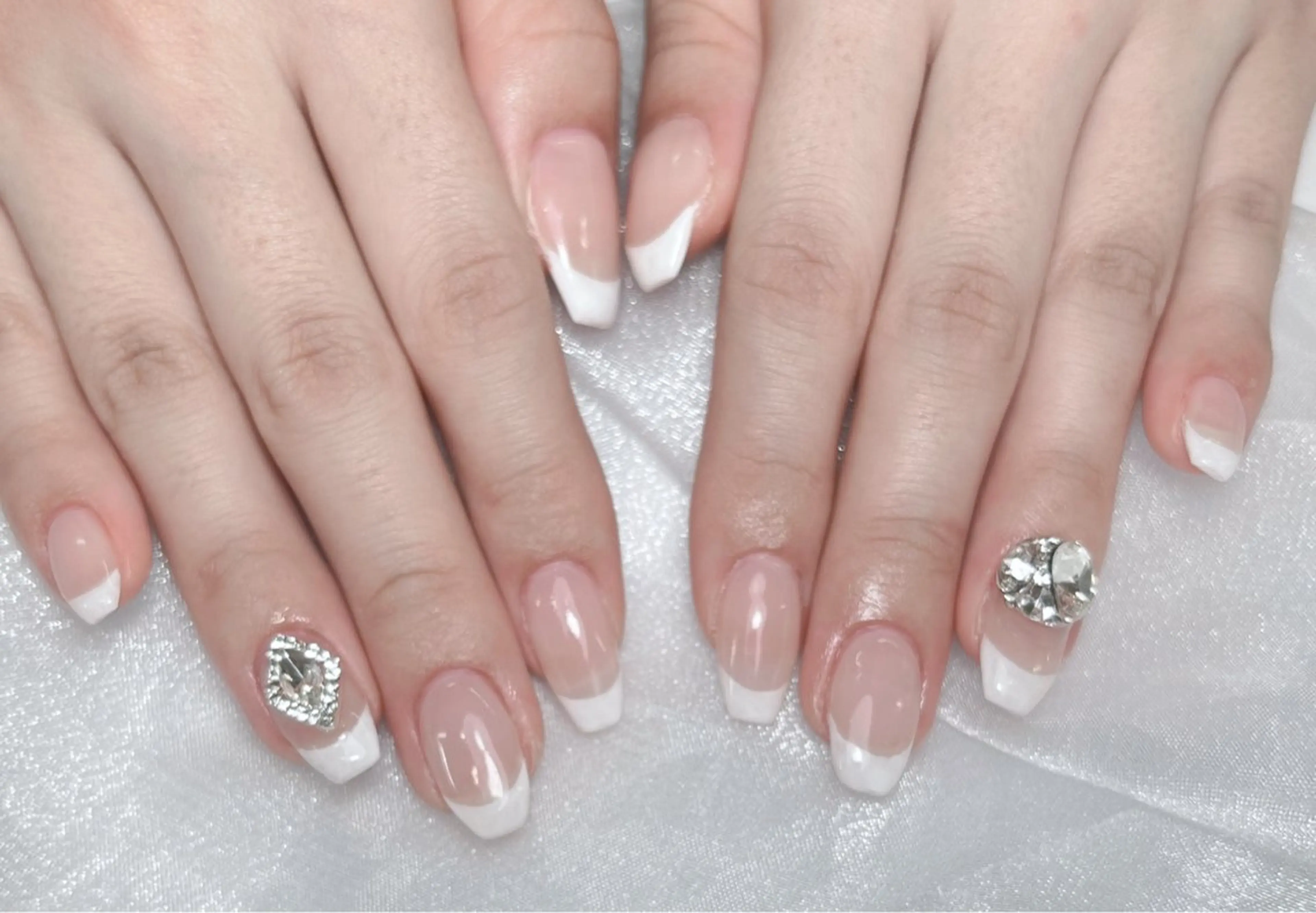 ネイル フレンチネイル ジェルネイル ハンドネイル candy nail 韓国風ワンホンネイルのネイルデザイン
