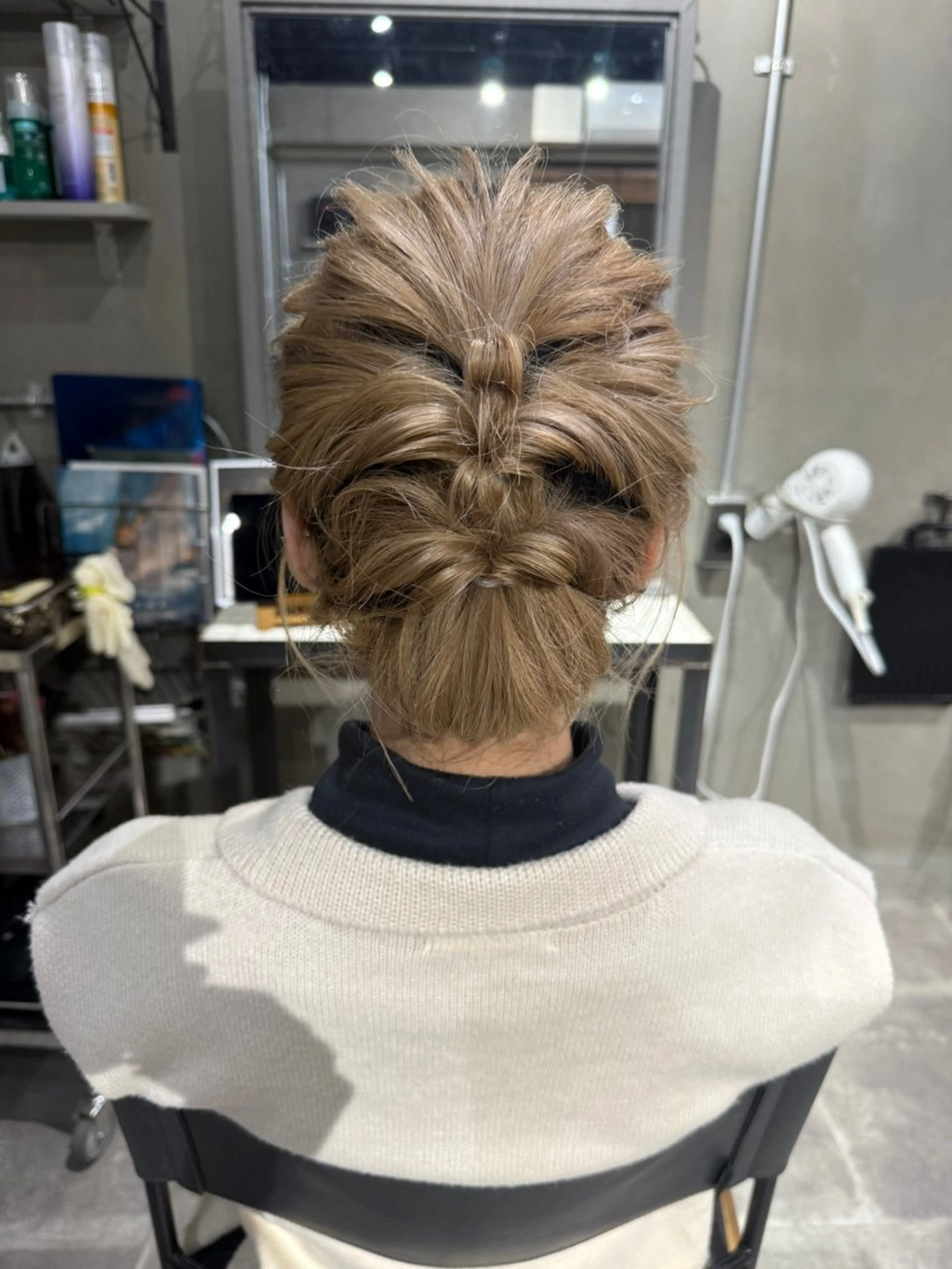 ミディアム ボブ ヘアセット LeAng所属・佐伯 桃のヘアスタイル