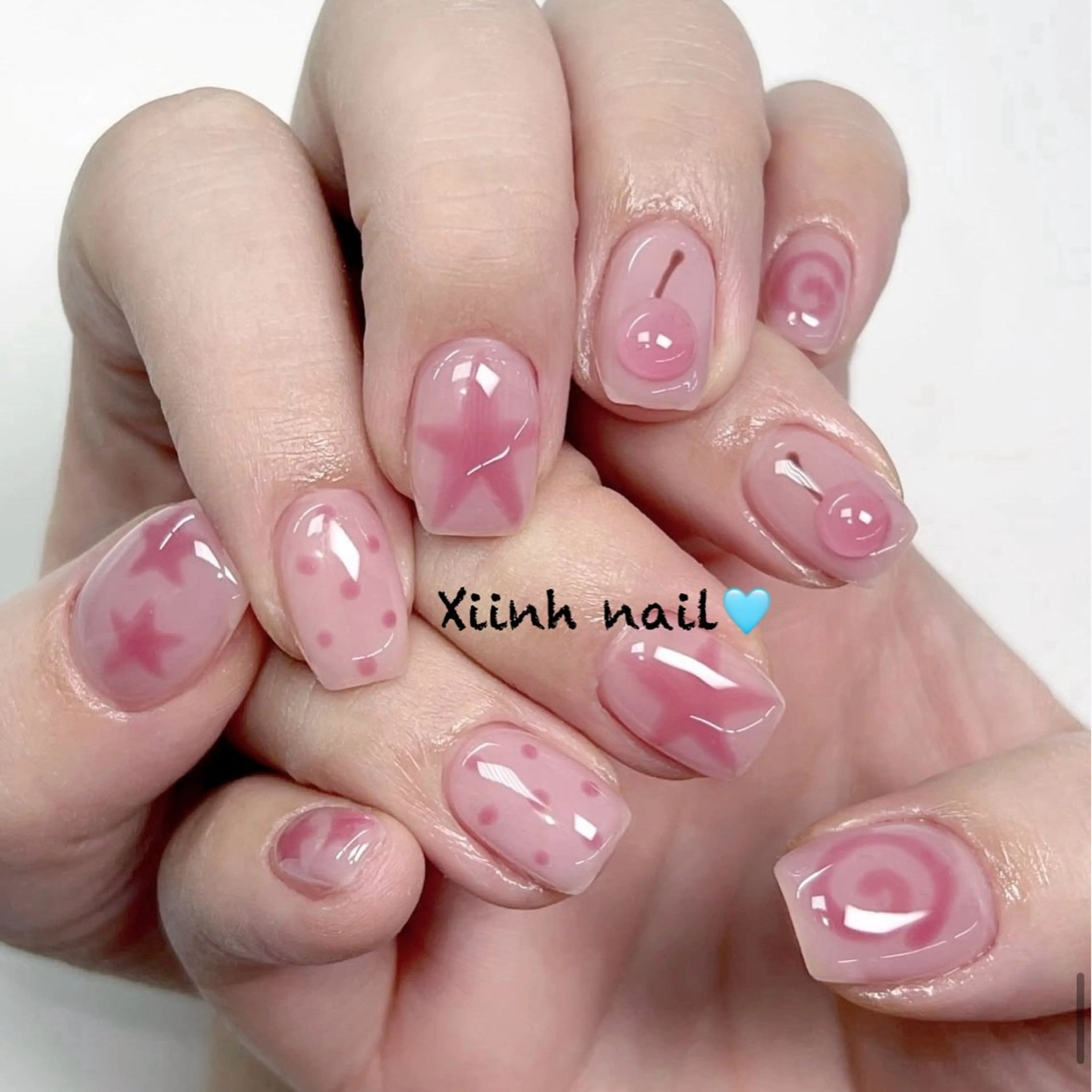 ネイル ブラウン チークネイル 桜ネイル 長さ出し フットネイル ハンドネイル XIINH NAIL SALONのネイルデザイン