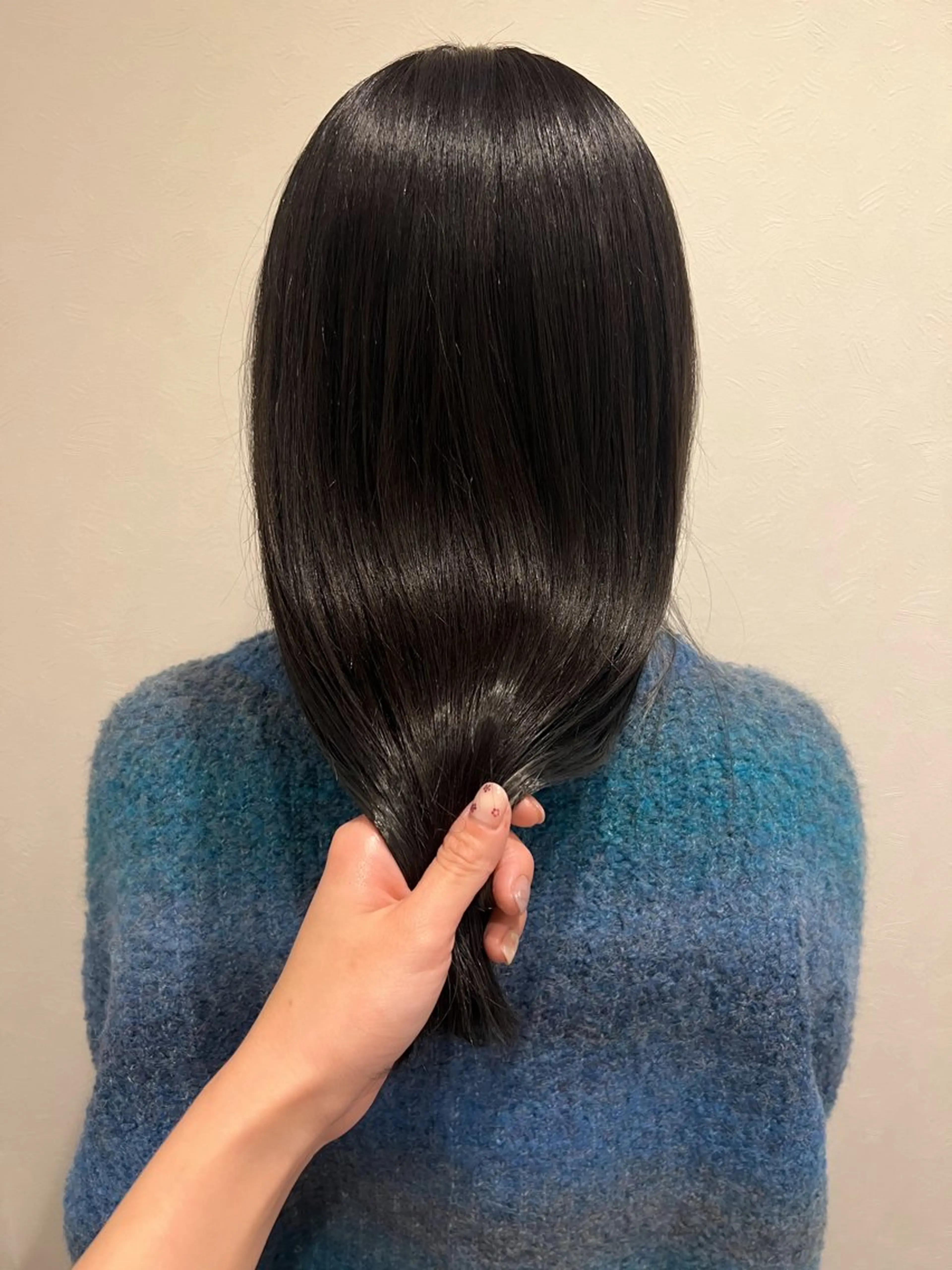 ミディアム カラー Limb所属・暖色/ベージュ 🎀上野 真桜🎀のヘアスタイル