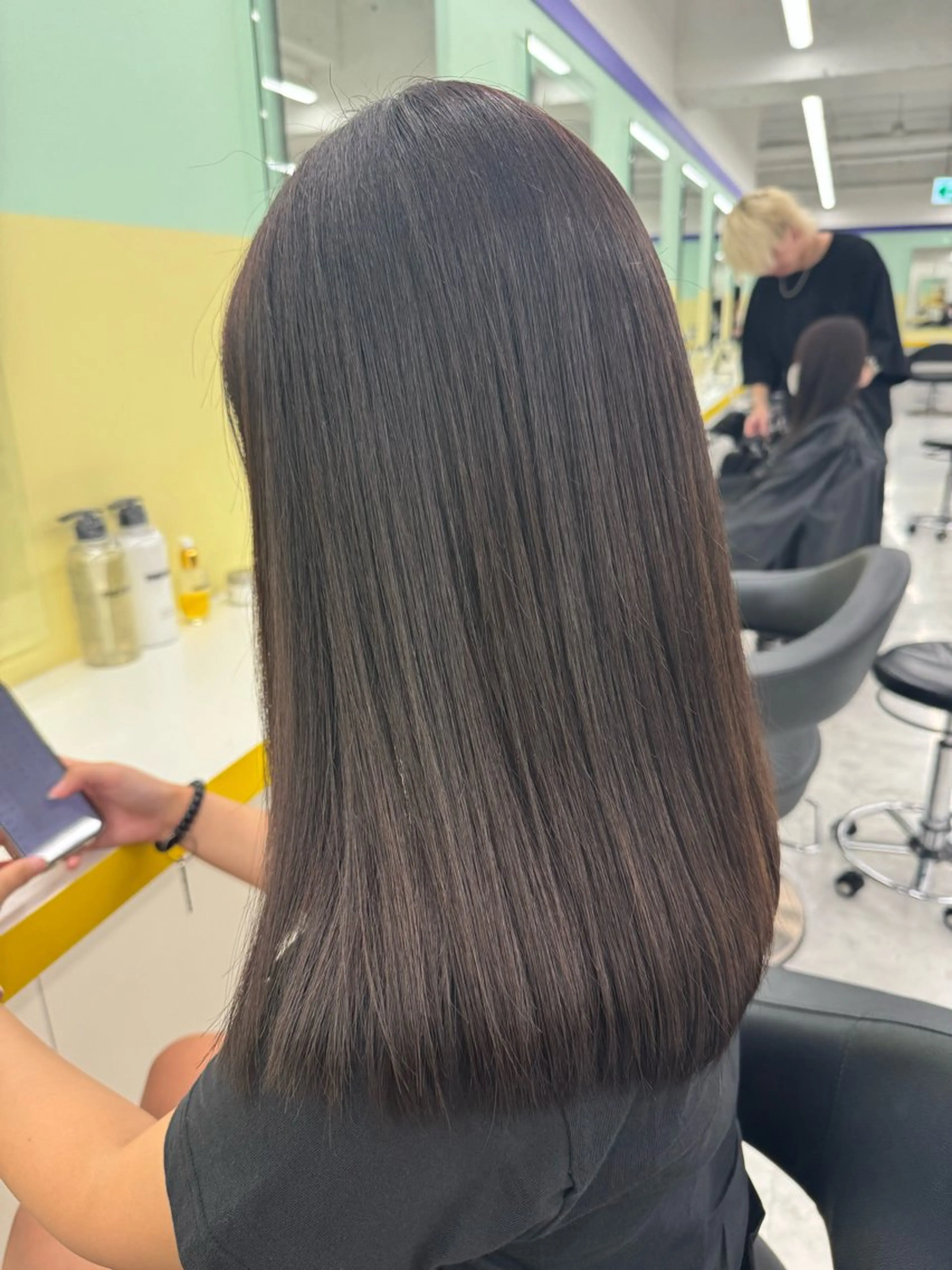 カラー カット ヘアカラー トリートメント ヘッドスパ ヘアセット 🤍透明感トレンド 🤍上品ヘア🤍のヘアスタイル